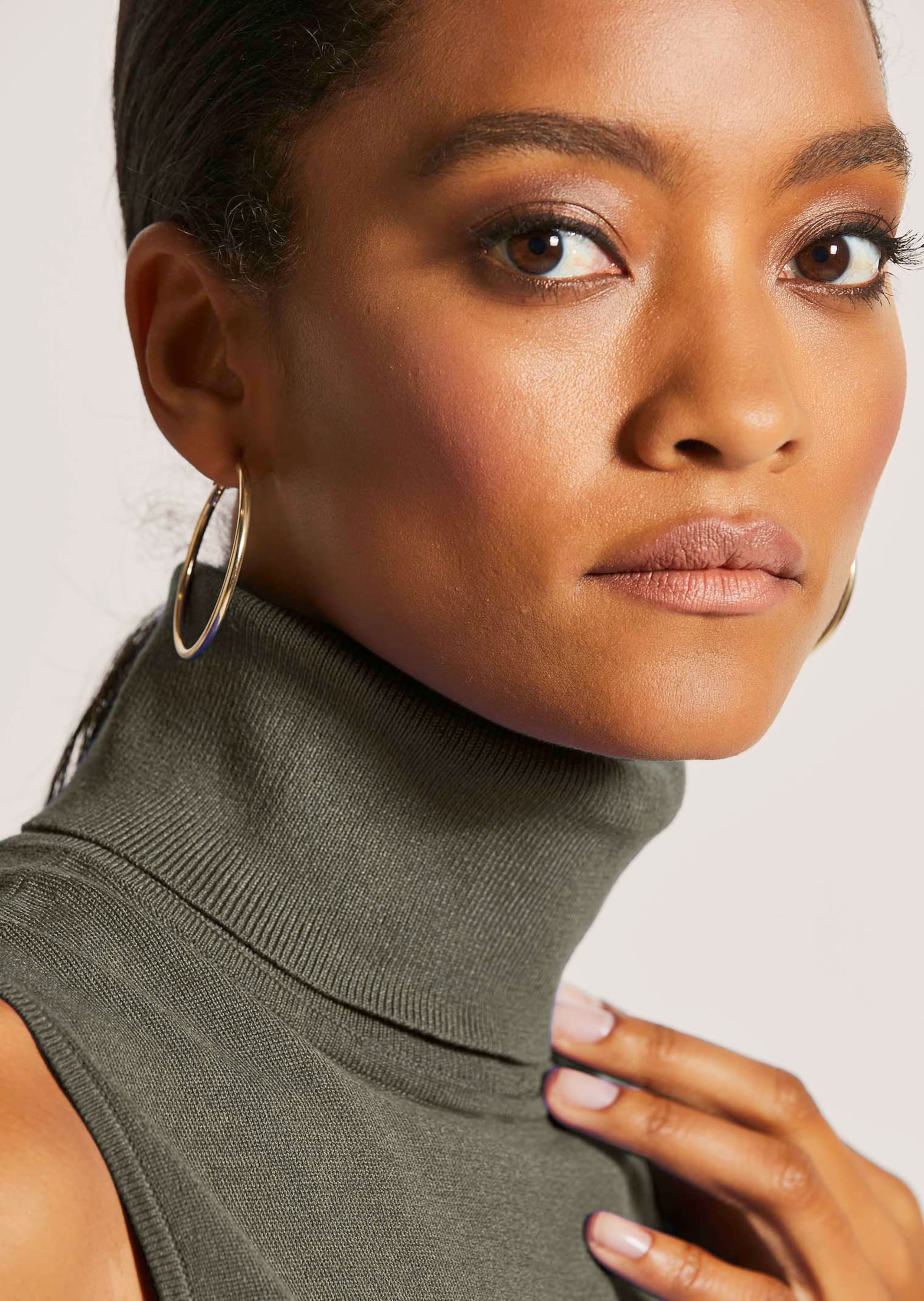 MADELEINE Longpullover »Pullover Ärmelloser Rollkragenpullover«