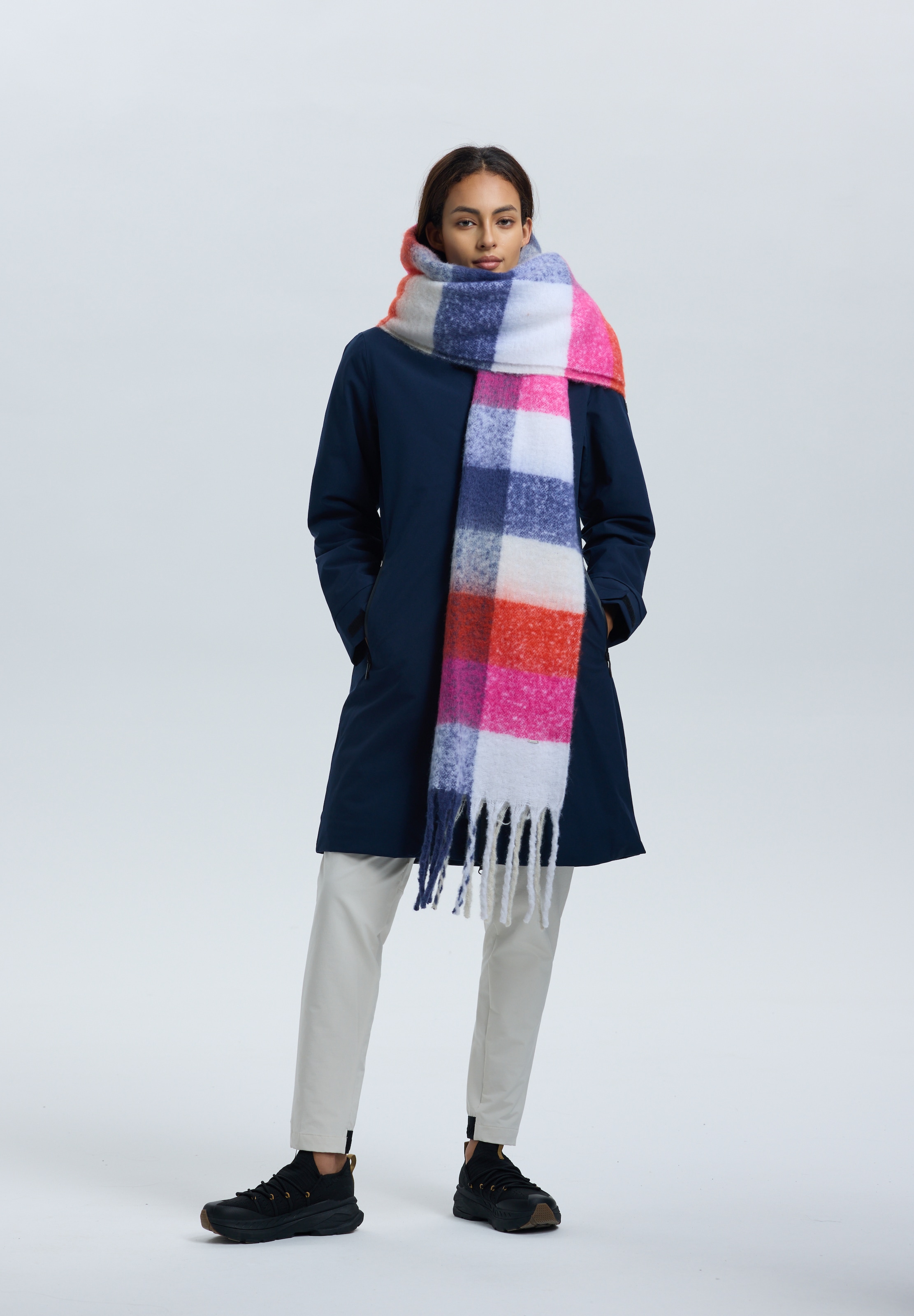 Luhta Schal »LUHTA NAANJOKI« 1 Stk. für Erwachsene, mit Fransen, mit Logo-Label, sportlicher Stil