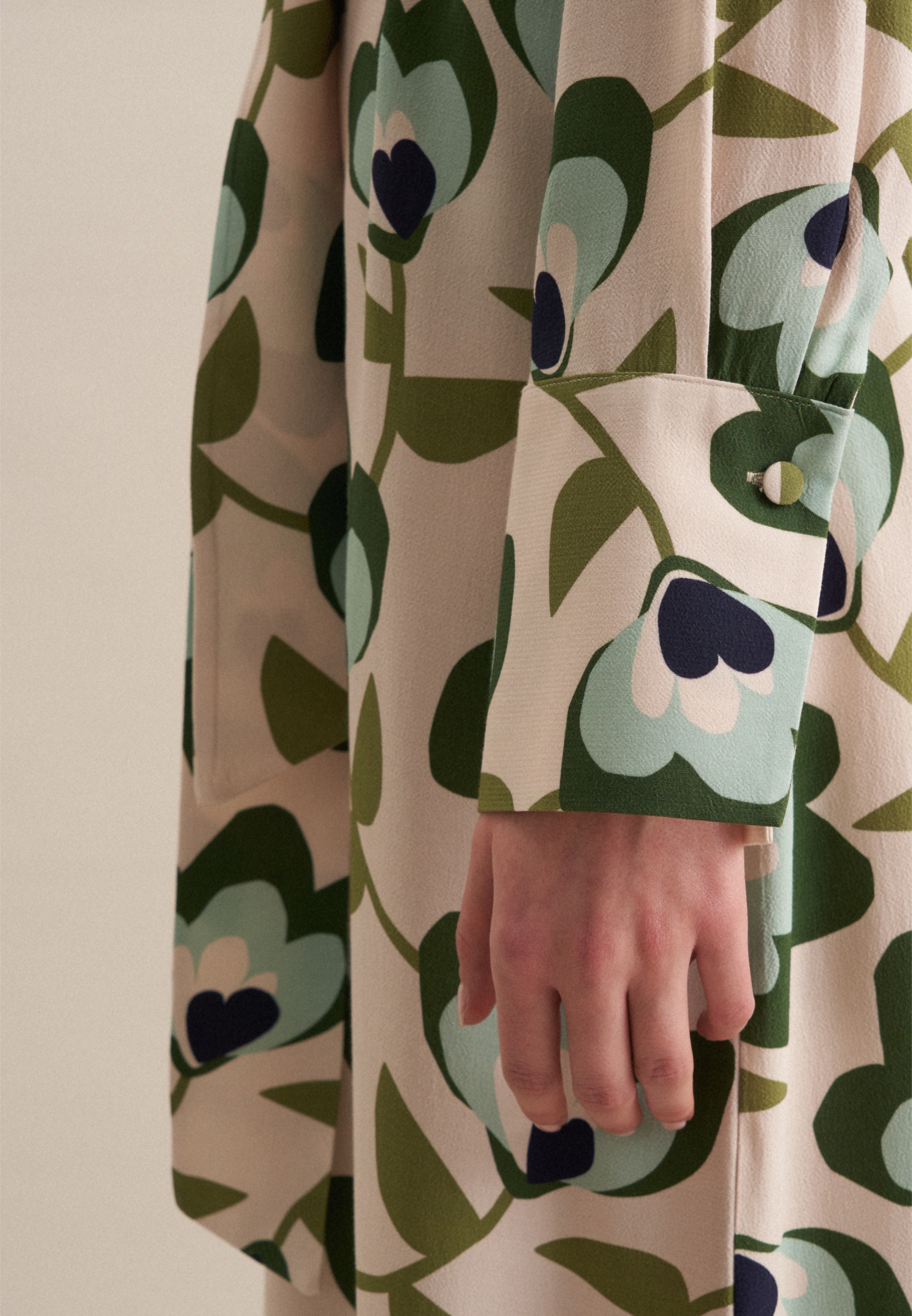 seidensticker Sommerkleid »Schwarze Rose« Langarm Kragen Druck