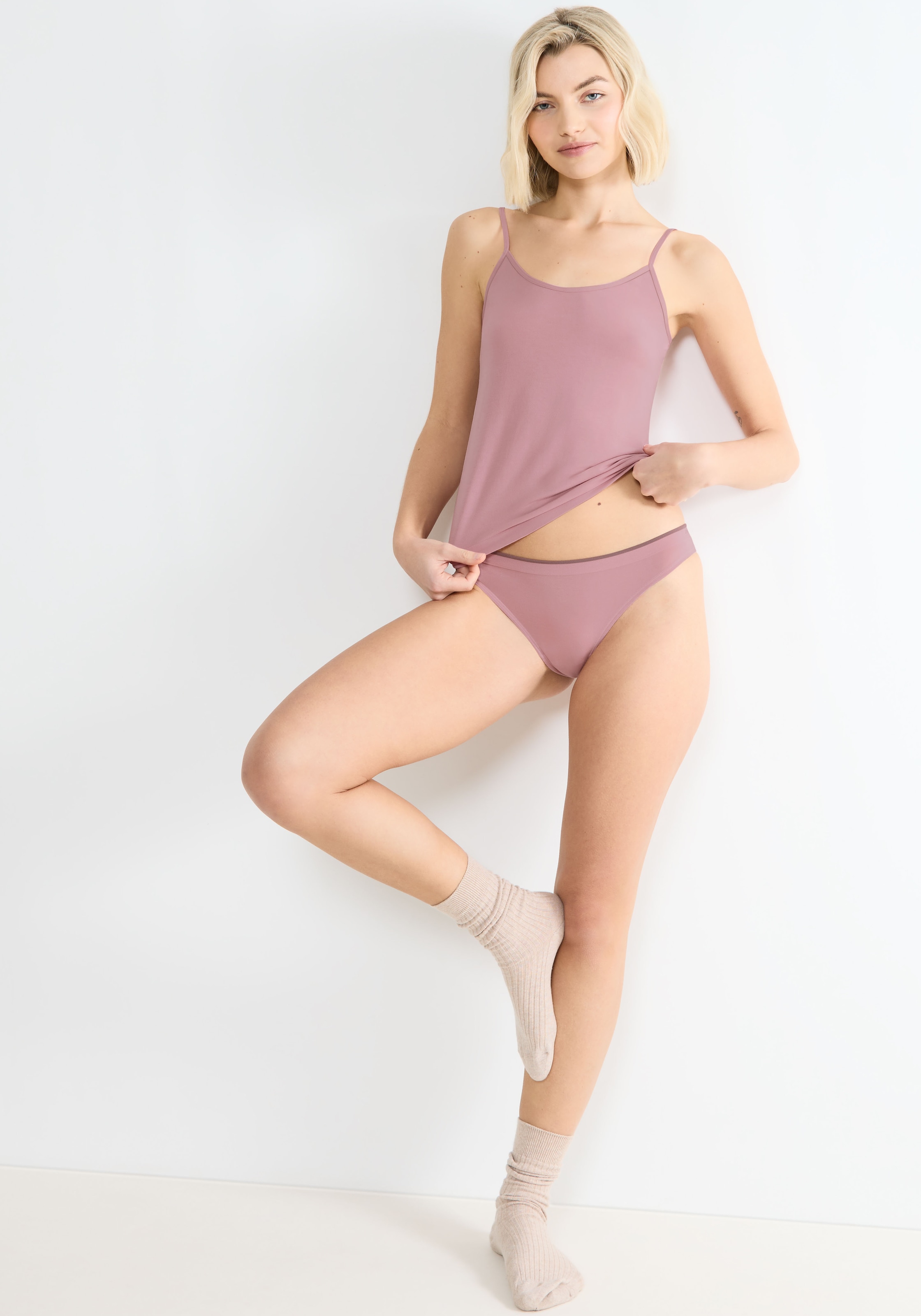 sloggi Tanga »GO Sense«, (2er Pack), Modalmix, nahtlos, flacher Saum, elastisch, weich