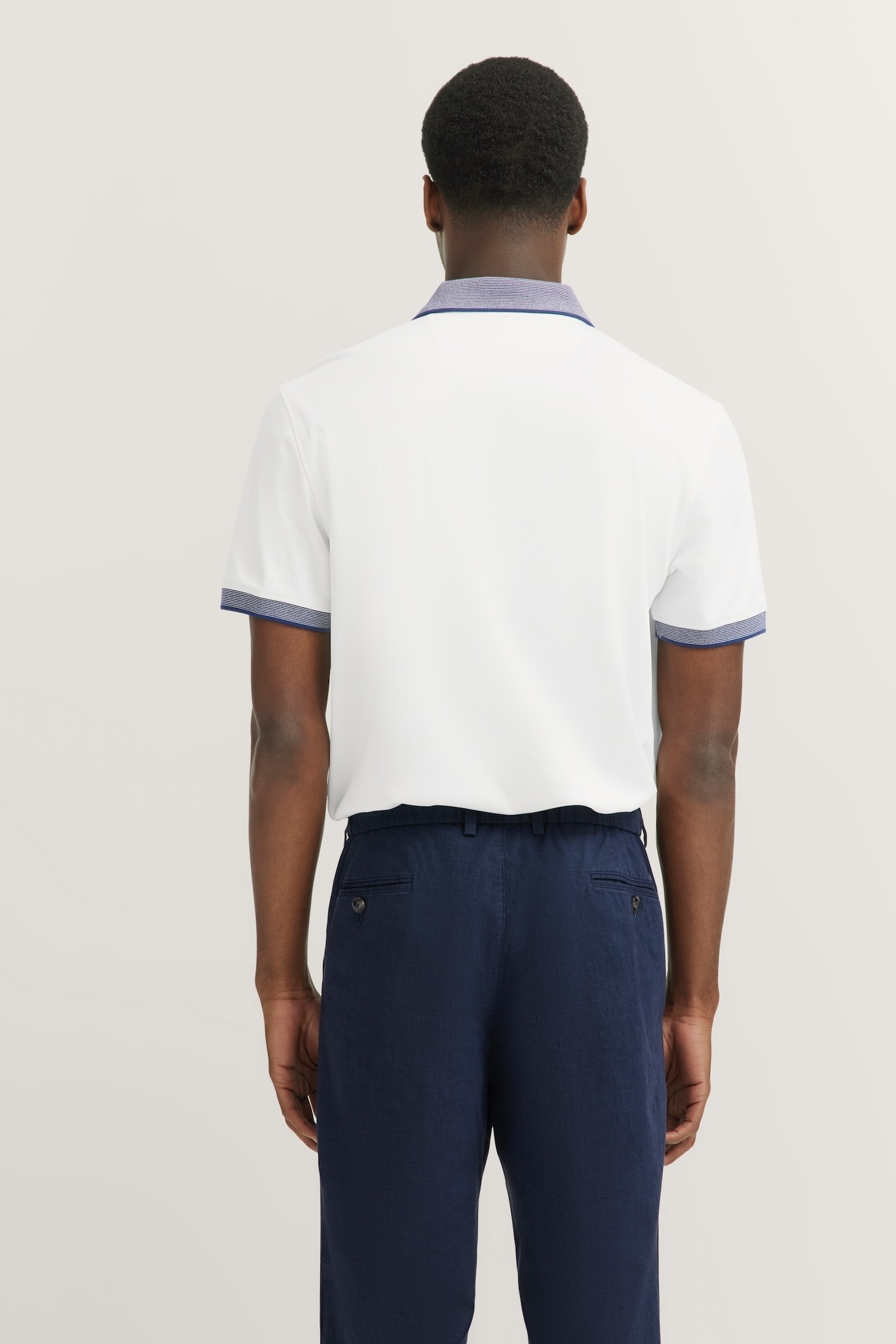 bugatti Poloshirt, mit dezenten Kontraststreifen