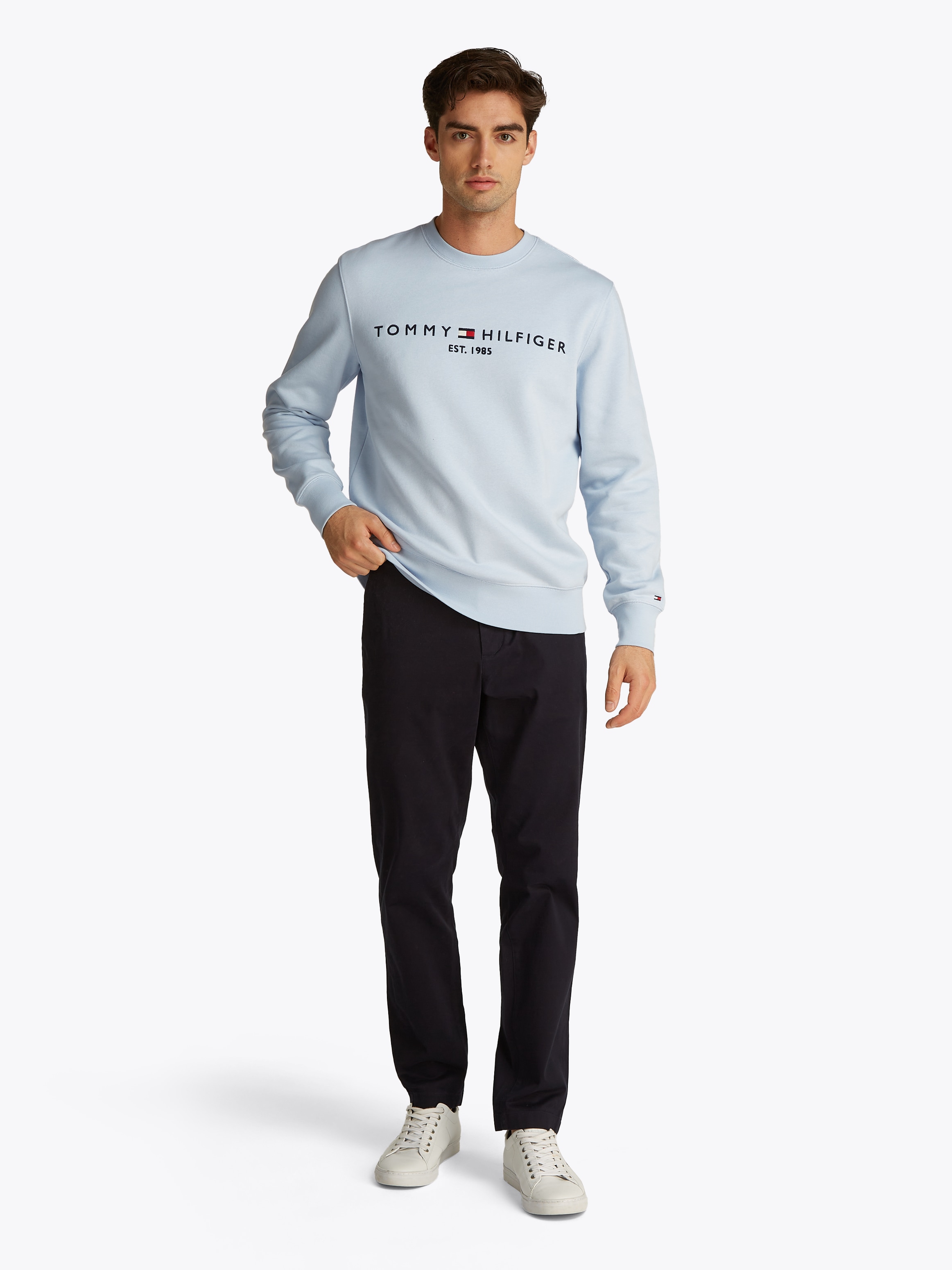 Tommy Hilfiger Sweatshirt »TOMMY LOGO«, unifarben, casual, regular fit, Baumwollmix, Rundhals
