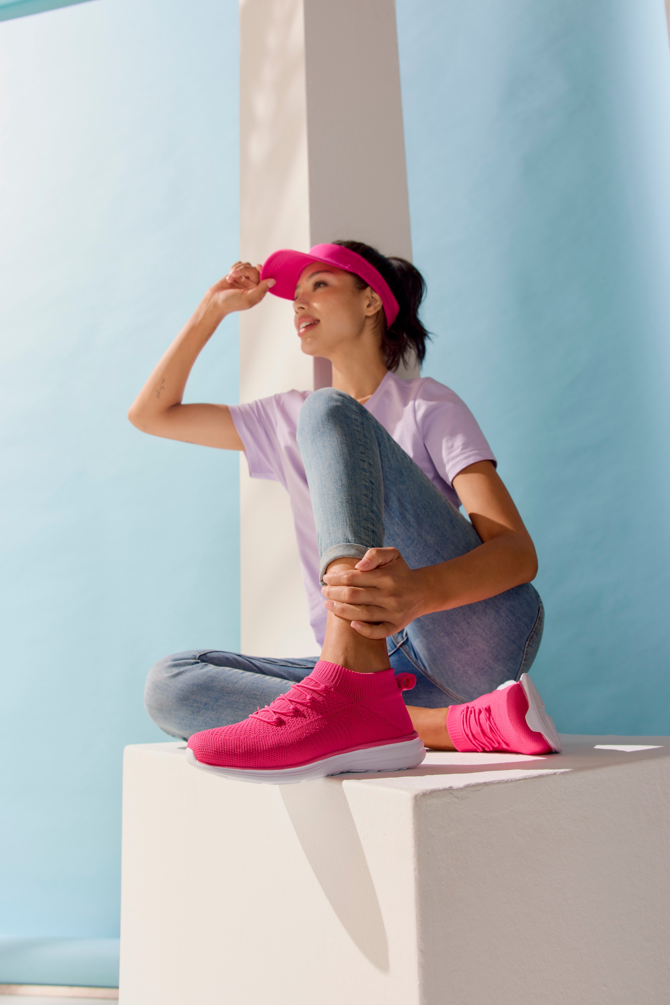 LASCANA Sneaker, Slipper, Halbschuh, ultraleicht und bequem zum Reinschlüpfen VEGAN