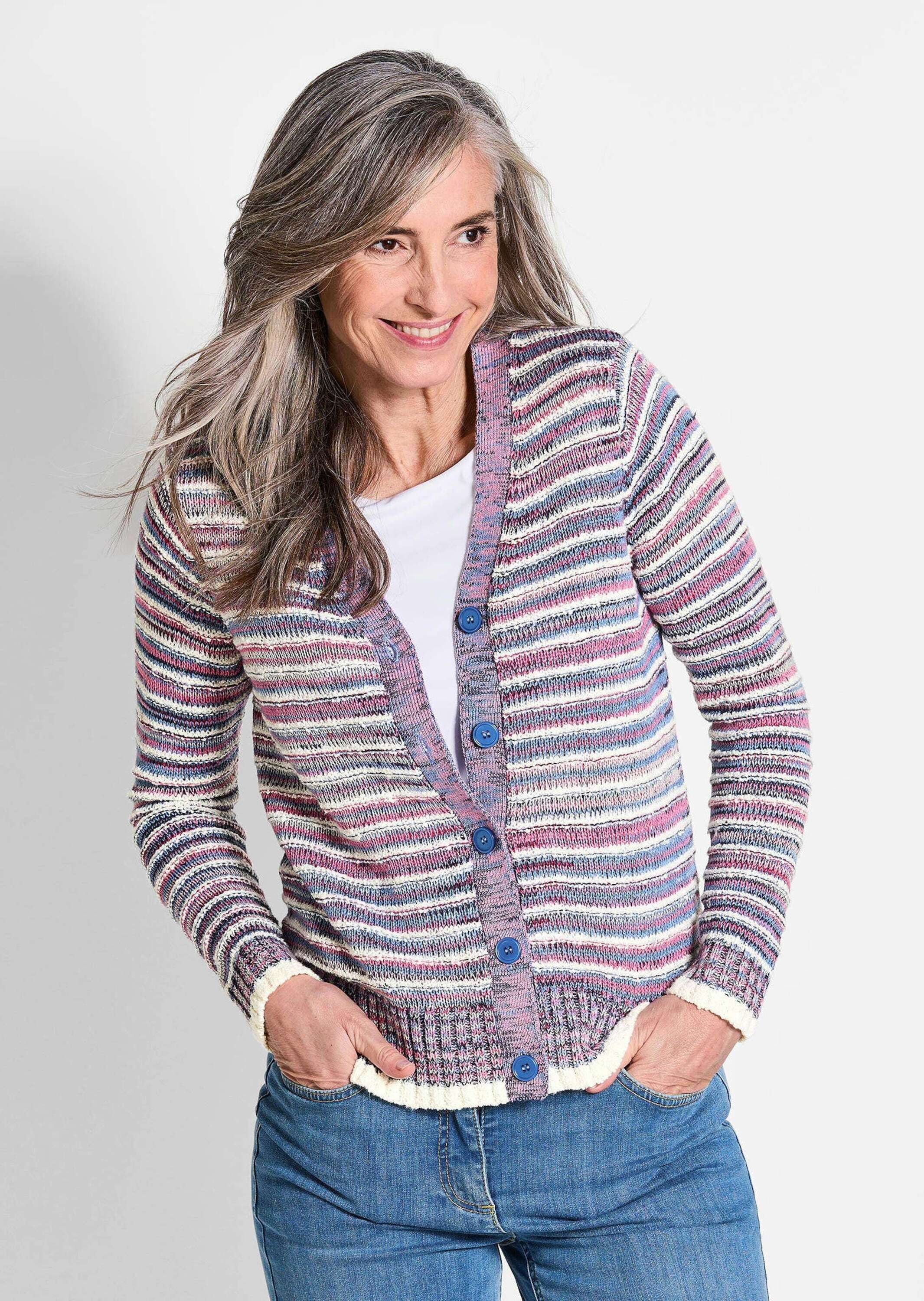 GOLDNER Strickjacke »Kurzgröße Langarm Jacke Damen mit Grafikmuster und V-Ausschnitt«