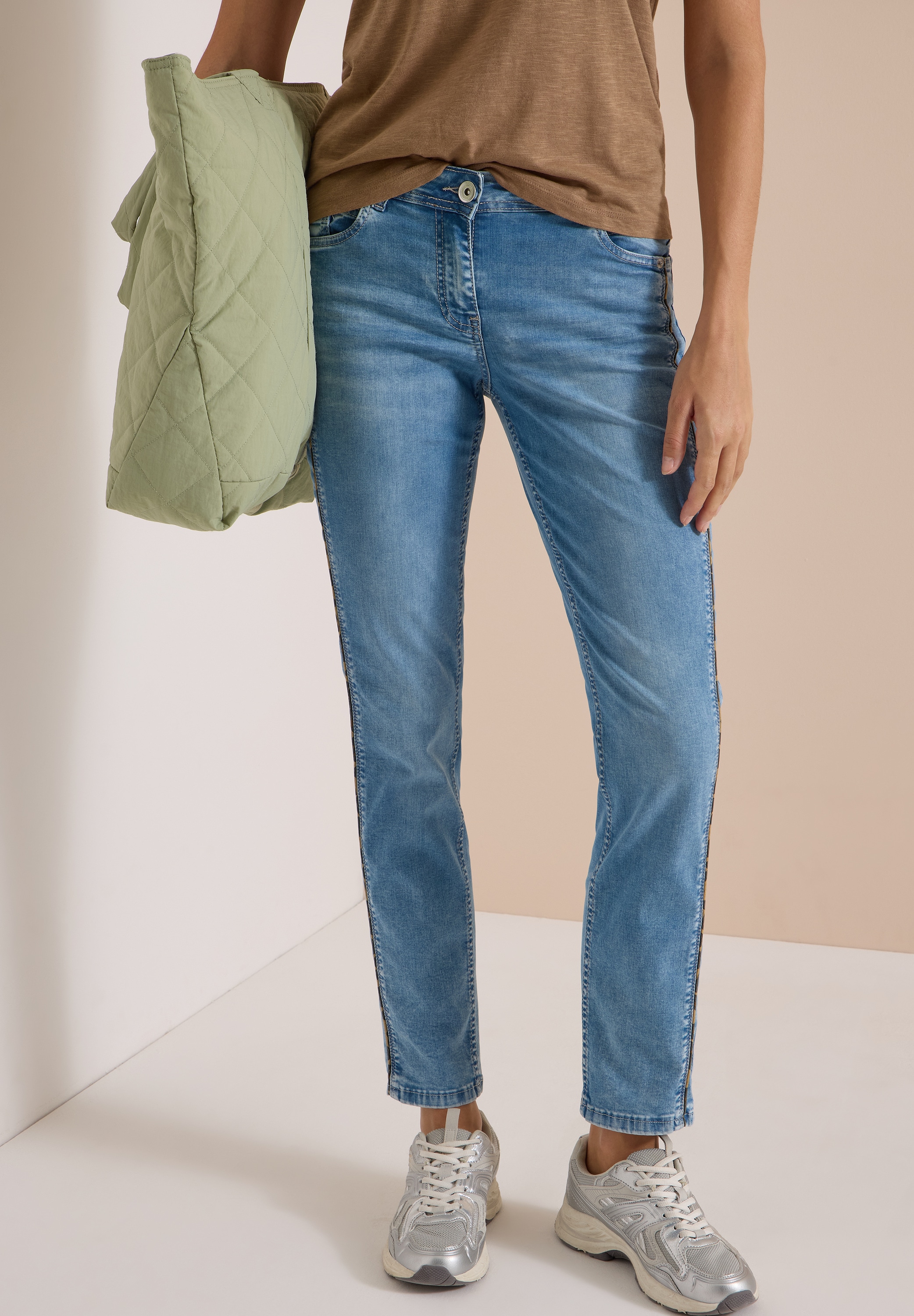 Cecil Straight-Jeans »Style Scarlett Straight« mit Leo-Pipings / Streifen