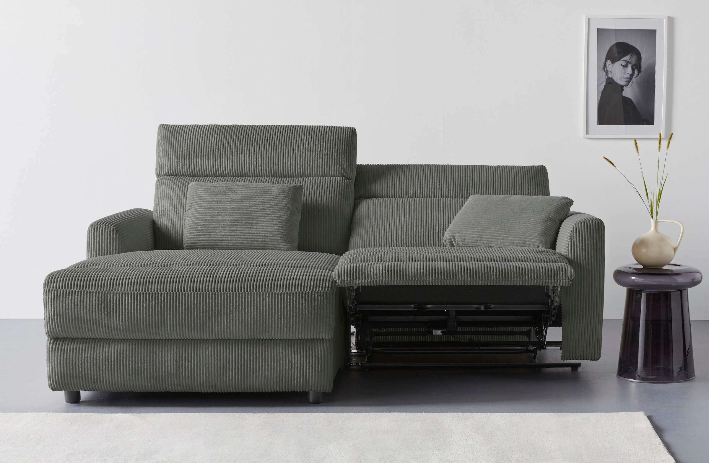 INOSIGN Ecksofa »JENNA, L-Form, 209cm, manuelle u. elektrische Funktion, mit USB A/C,«, Liegefunktion 105°-150°, Federkern, Cord
