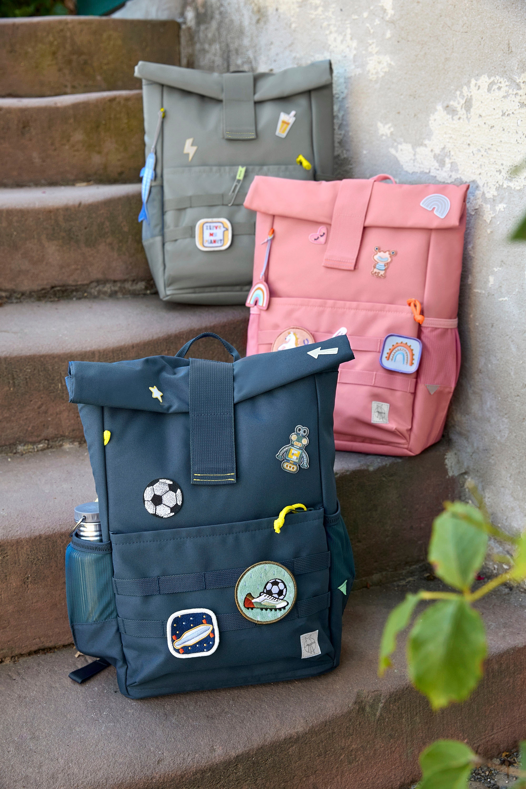 LÄSSIG Kinderrucksack »Medium Rolltop Backpack, navy«, Reflektoren, aus recycelten PET-Flaschen