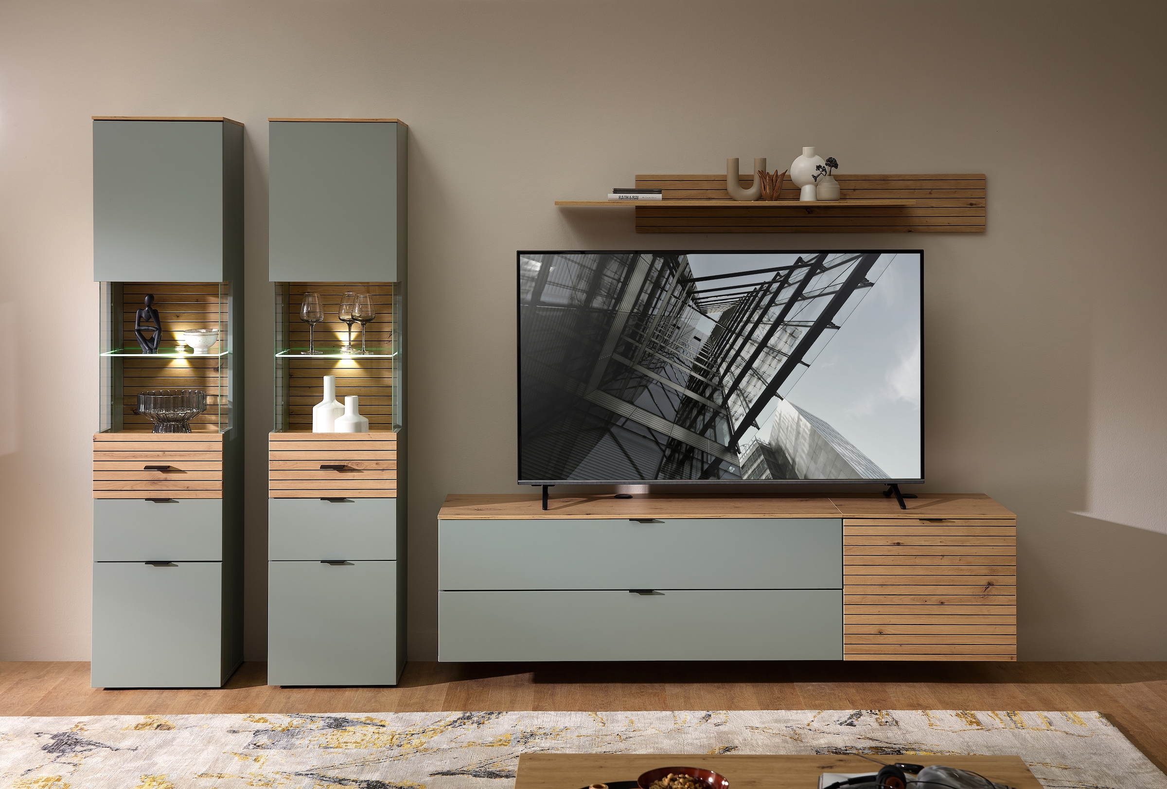 Innostyle Vitrine »INA Vitrine, 45 x 200 x 36 cm (B/H/T)« 1 Stk. tlg. L/R verwendbar, inkl. Beleuchtung, Softclose