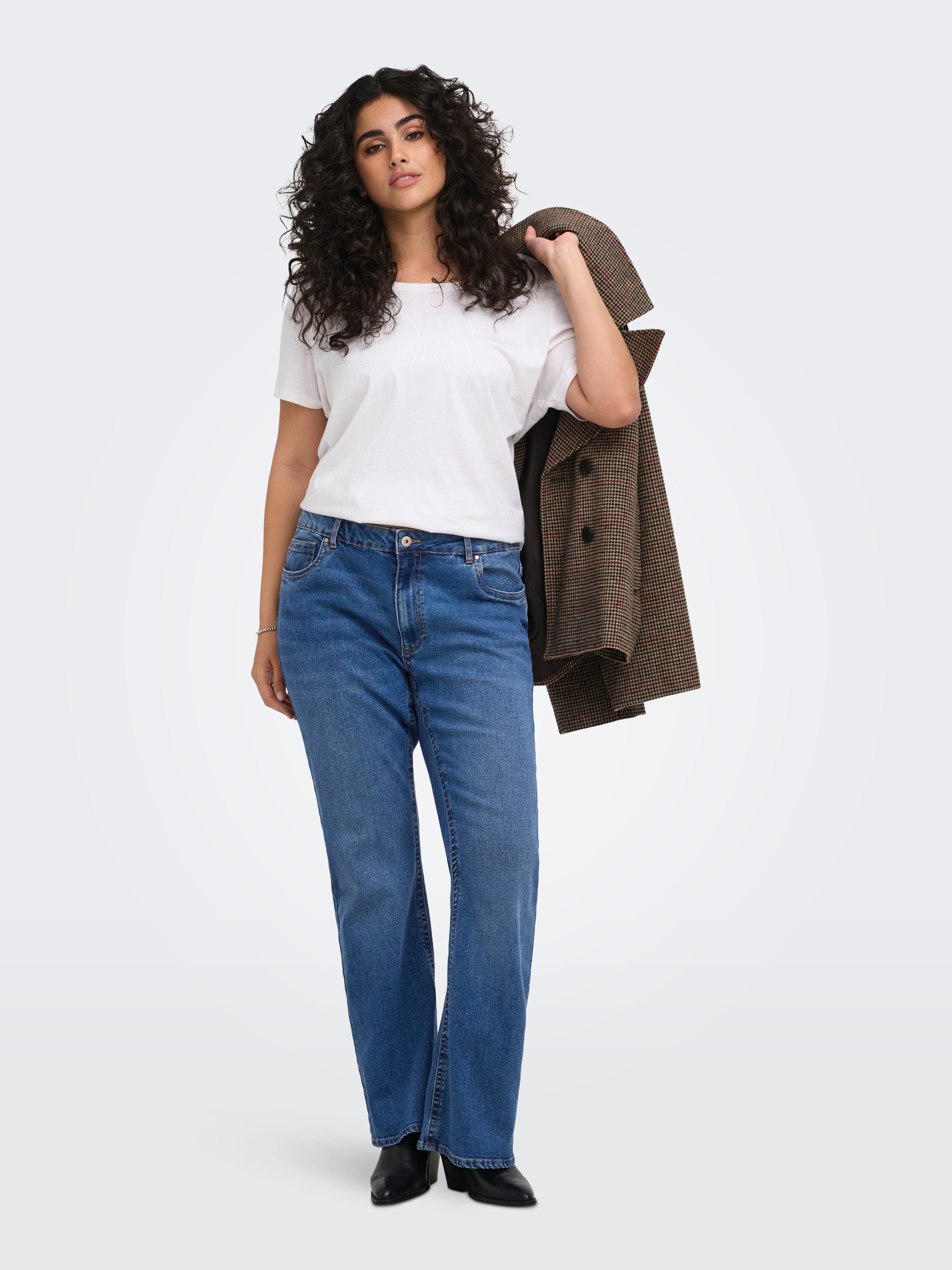 ONLY CARMAKOMA Bootcut-Jeans »CARPHOEBE REG BACK POC FLA PIM852 NOOS« Baumwollmischung, Regular Waist
