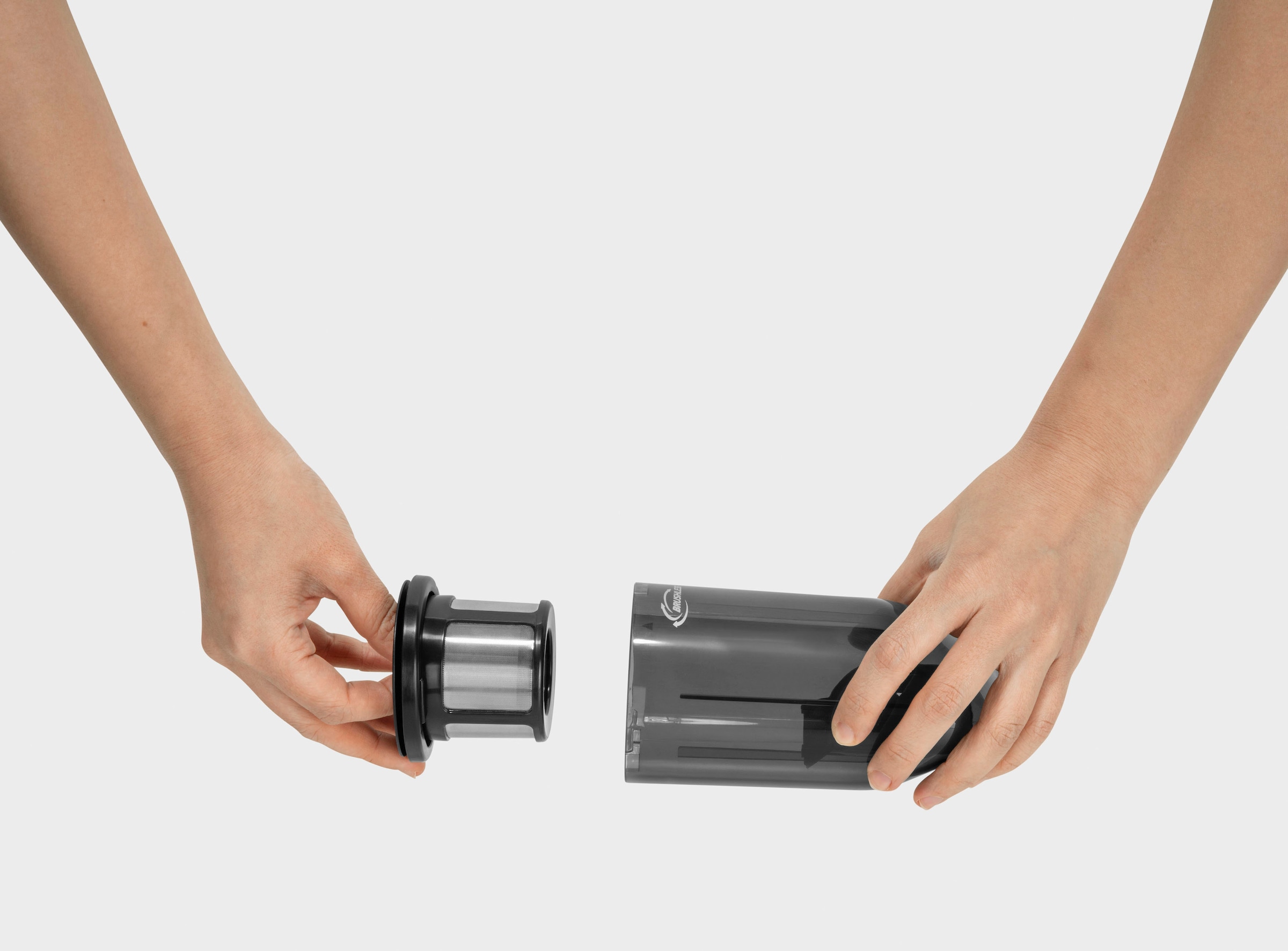 KÄRCHER Akku-Handstaubsauger »CVH 2«, kompakter und leichter Krümelsauger mit 2-in-1-Fugendüse