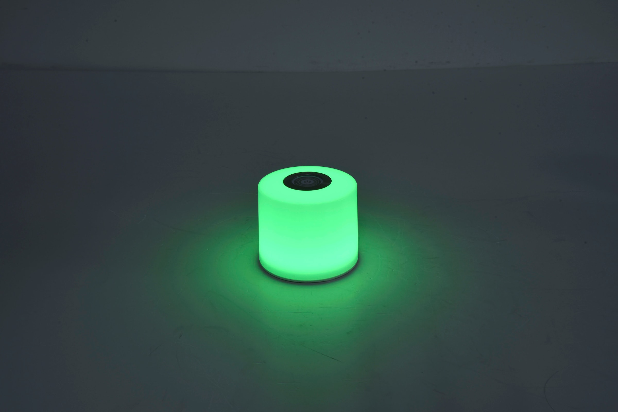 LUTEC Smarte LED-Leuchte »NOMA«, 1 flammig, Leuchtmittel LED-Modul | LED fest integriert, Smart-Home Tischleuchte