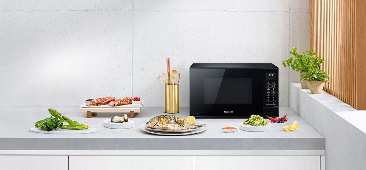 Panasonic Mikrowelle »NN-CT56JBGPG«, Grill und Heißluft, 1000 W