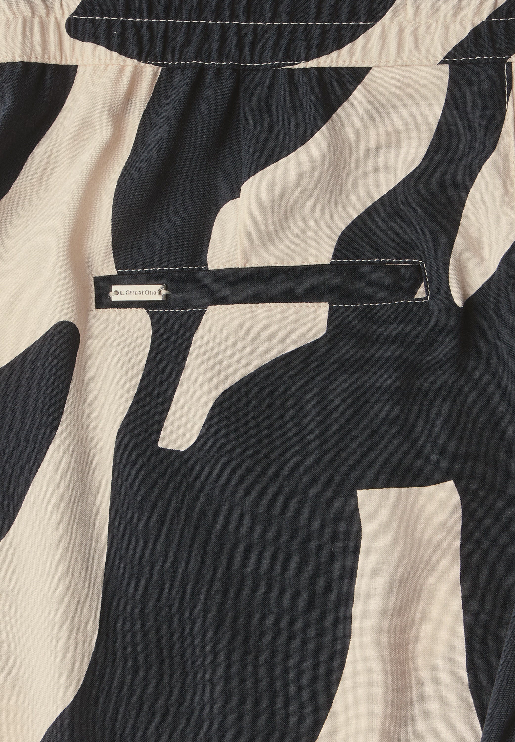 STREET ONE Stoffhose »Style Emee«, mit elastischem Bund und Tunnelzug, mit grafischem Muster