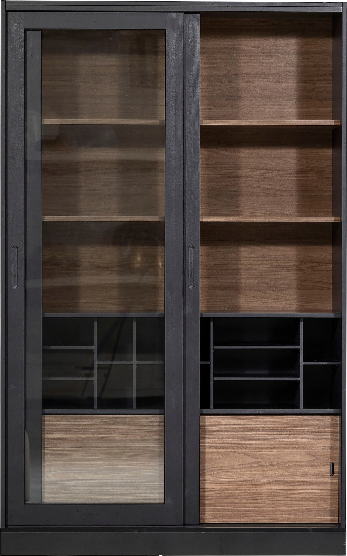 WOOOD Vitrine »James«, mit Glas, viel Stauraum, H 200 cm x B 125 cm
