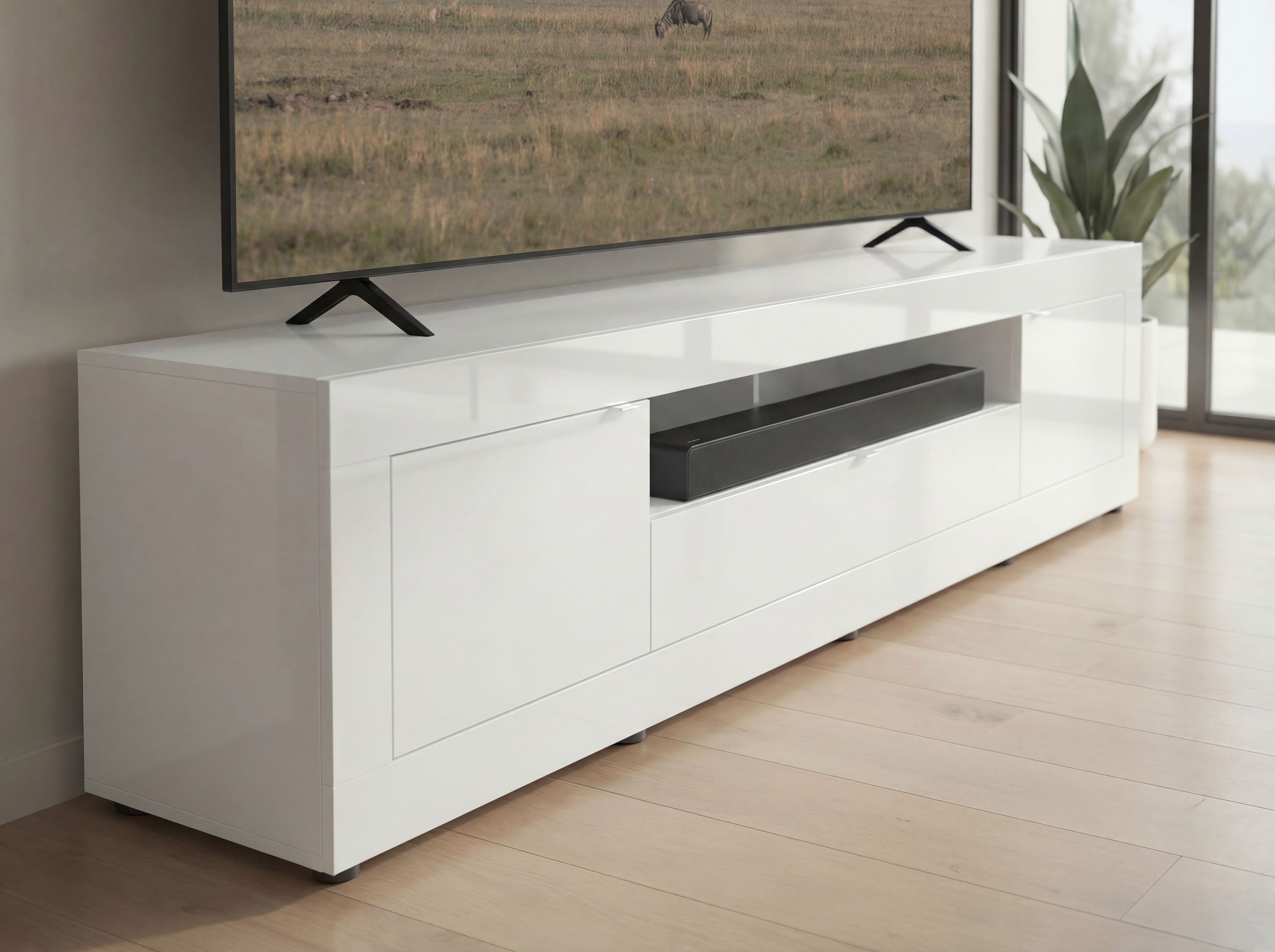 Home affaire Lowboard »Basic, 245 cm breit, 47 cm tief, 2 Türen, 1 Schubkasten, Medienboard« Modernes Lowboard für bis zu 98-Zoll-TV – perfekt für die WM