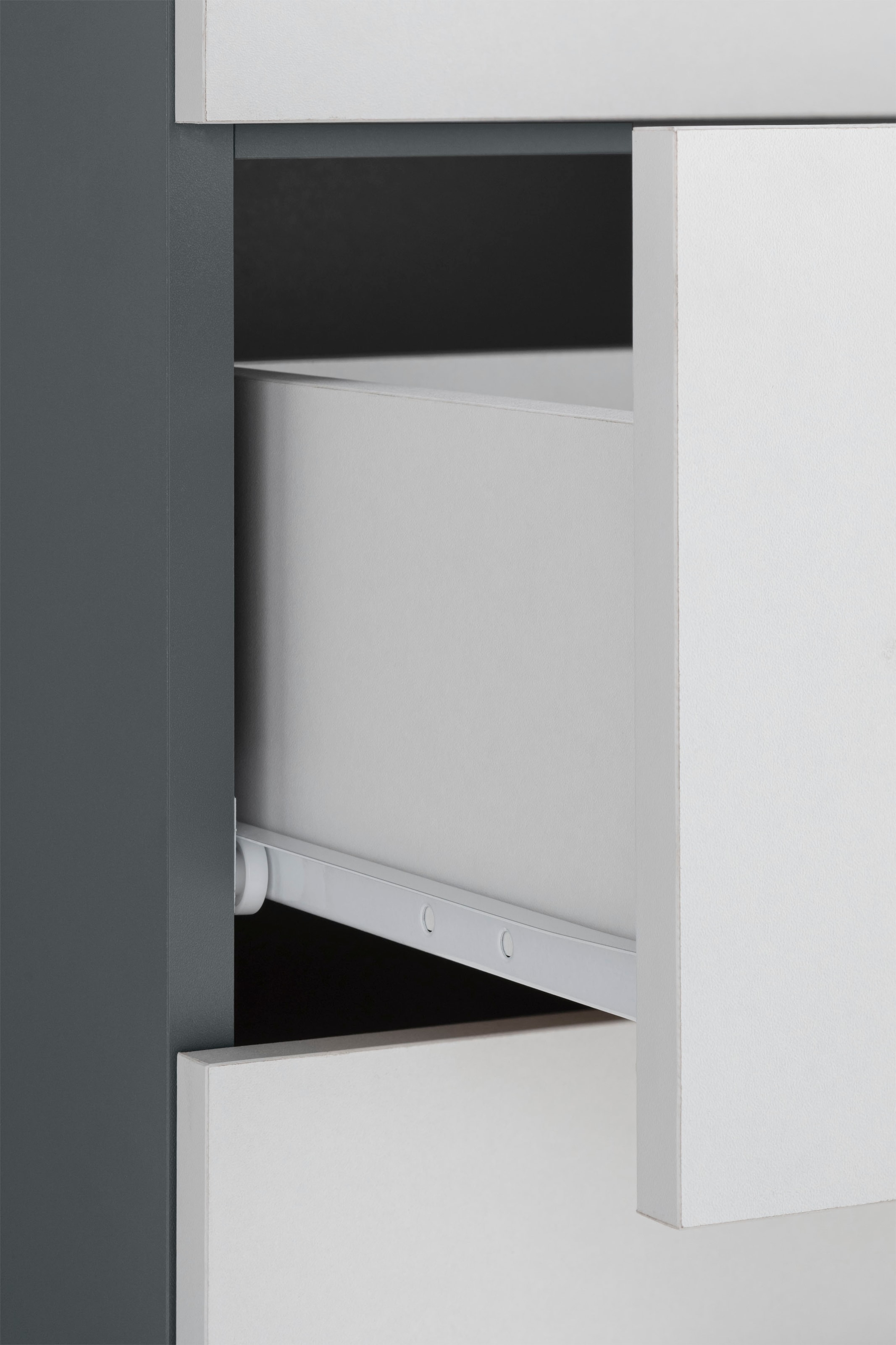 INOSIGN Midischrank »Skara« verstellbarer Einlegeböden hinter jeder Tür, Breite 38 cm, Höhe 130 cm