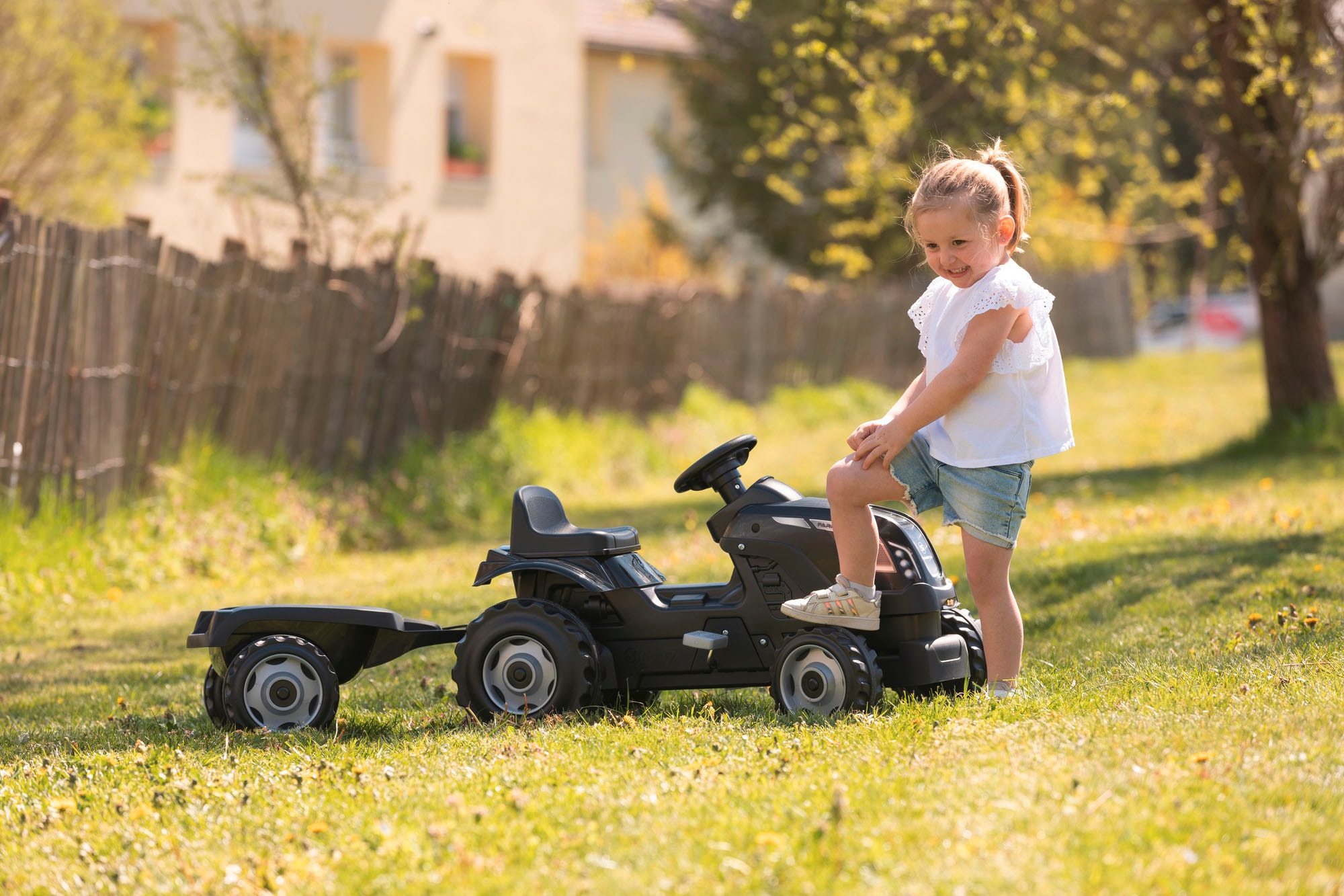 Smoby Trettraktor »Farmer XLS schwarz+«, mit Anhänger; Made in Europe