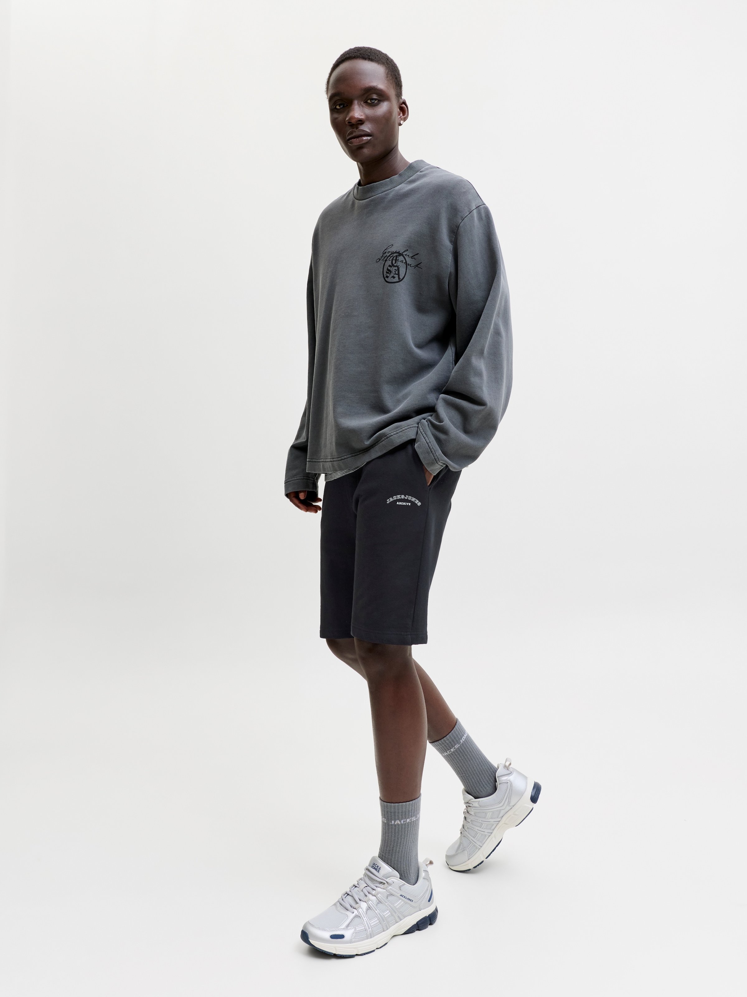 Jack & Jones Sweatshorts »JPSTGORDON COLLEGE SWEAT SHORTS MID«