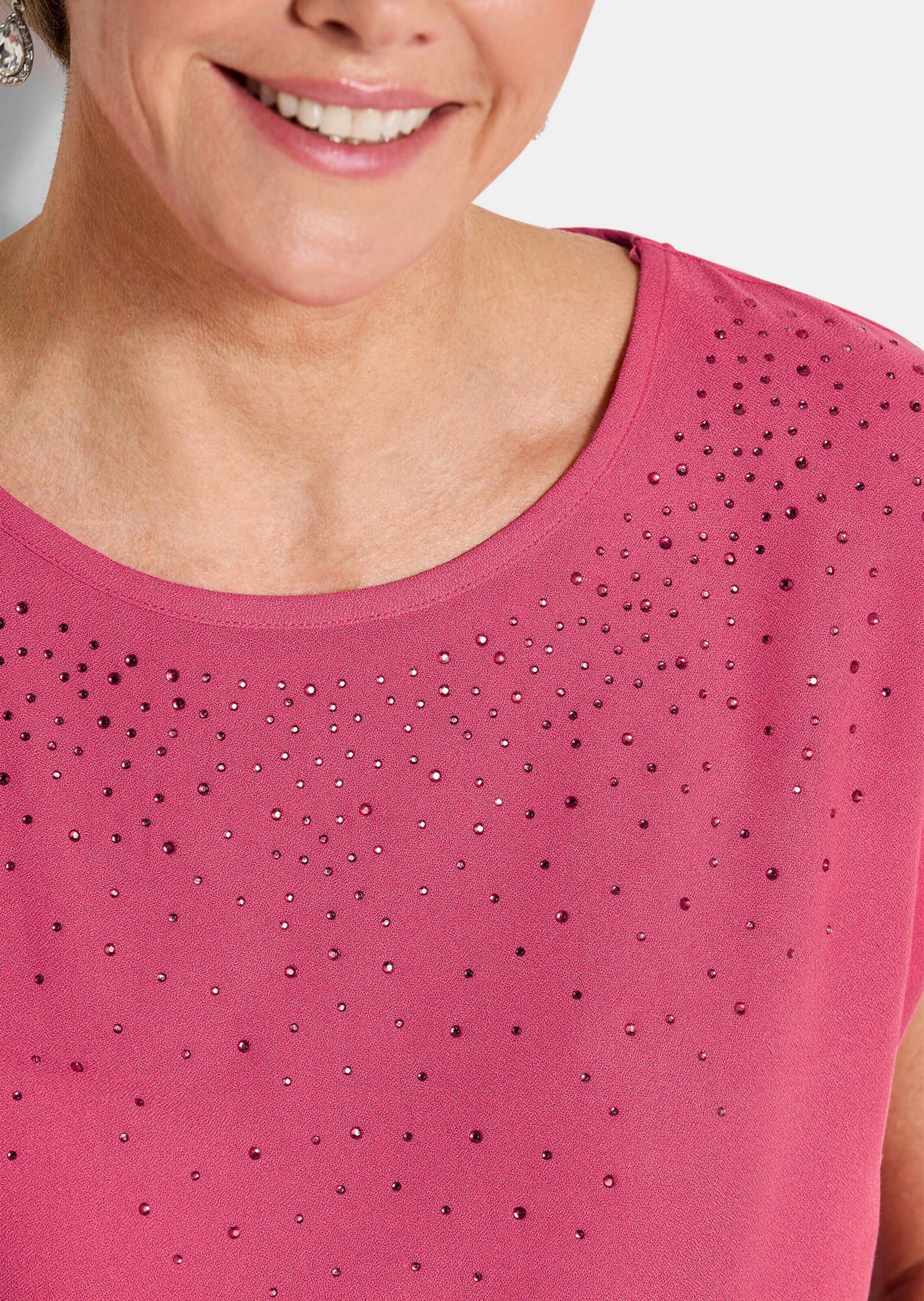 GOLDNER Schlupfbluse »Kurzgröße Elegante Viskosebluse mit Glitzer« Dekosteine