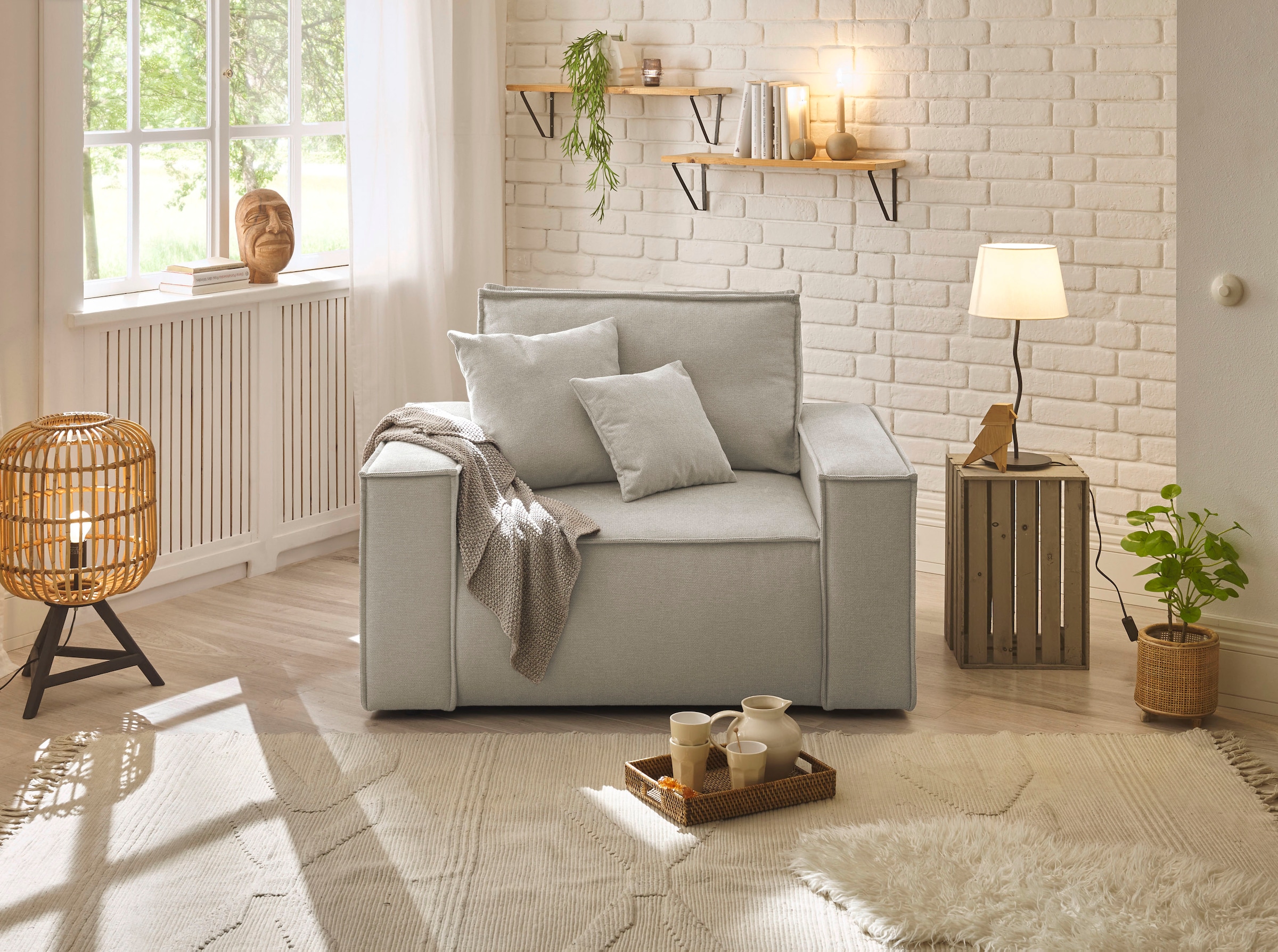 OTTO home Loveseat »FINNLEY Struktur fein, XXL-Sessel, Lesesessel, inkl. Zierkissen« 1 Stk. tlg. verfügbar in den Stoffqualitäten Bouclé, Struktur fein und Mega Cord