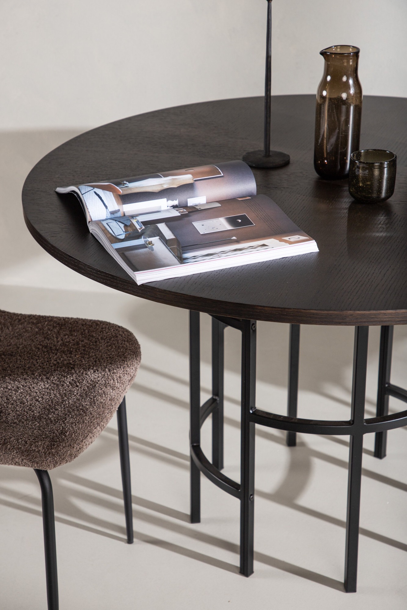Venture Home Esstisch »Copenhagen, runder Esstisch in warmer Braunoptik, Ø 115 cm« Esszimmertisch, MDF, Furnier, rund, einladend, modern