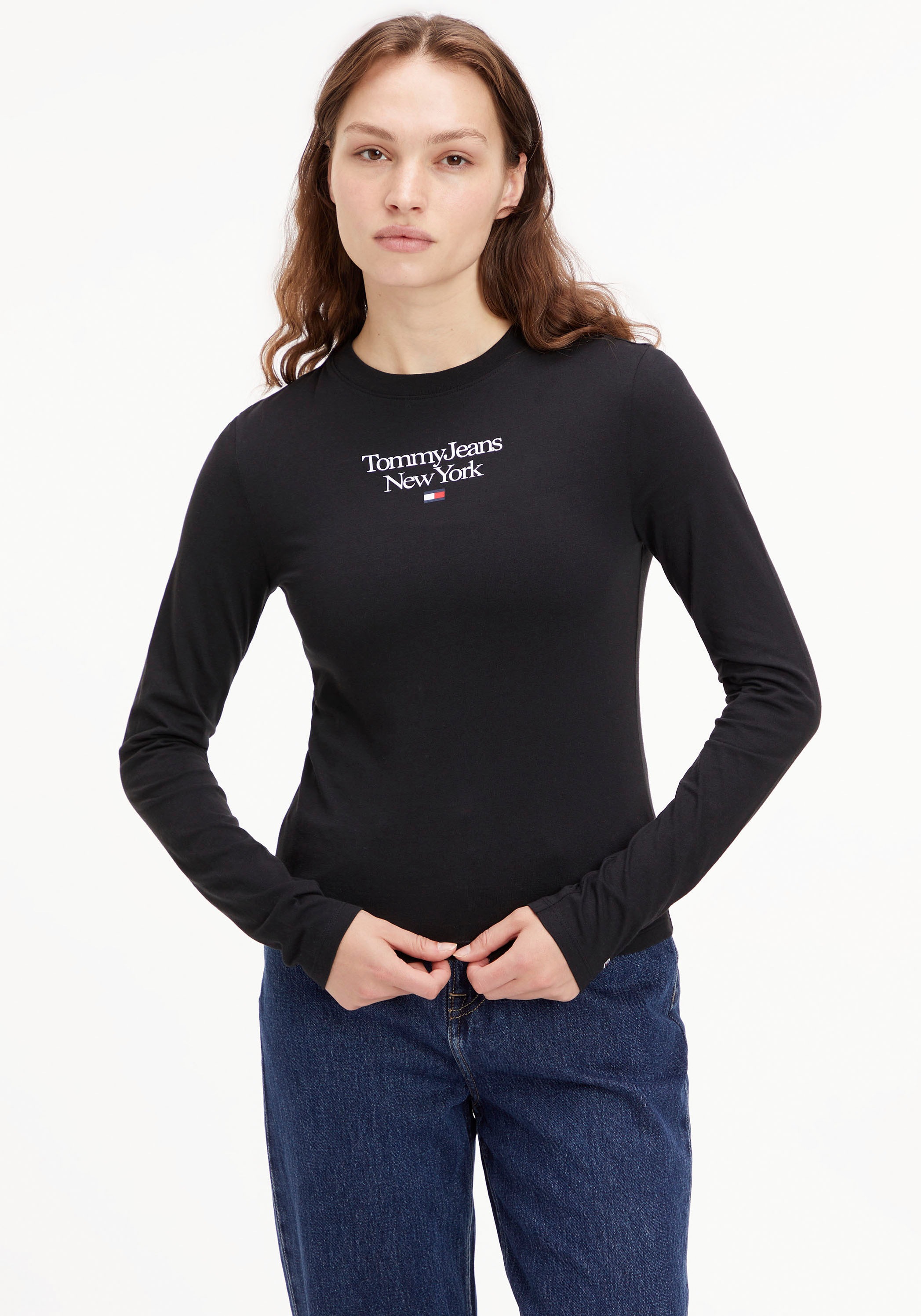 Tommy Jeans Langarmshirt »TJW BBY ESSENTIAL LOGO 1 LS« mit Tommy Jeans Logo-Frontdruck