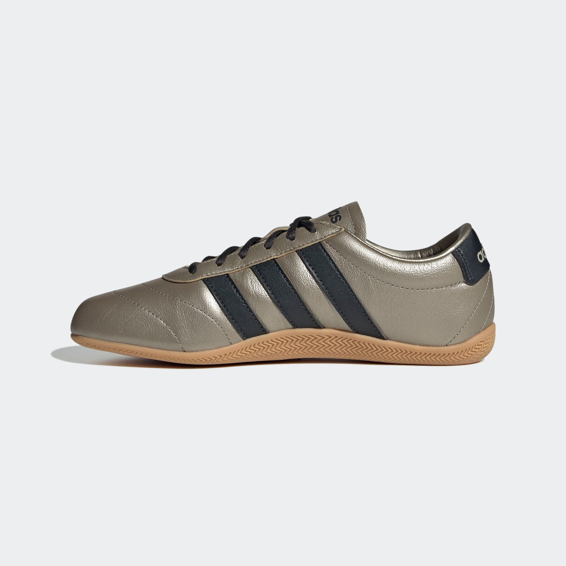 adidas Sportswear Sneaker »GRAND COURT LO«  Design auf den Spuren des adidas Superstar