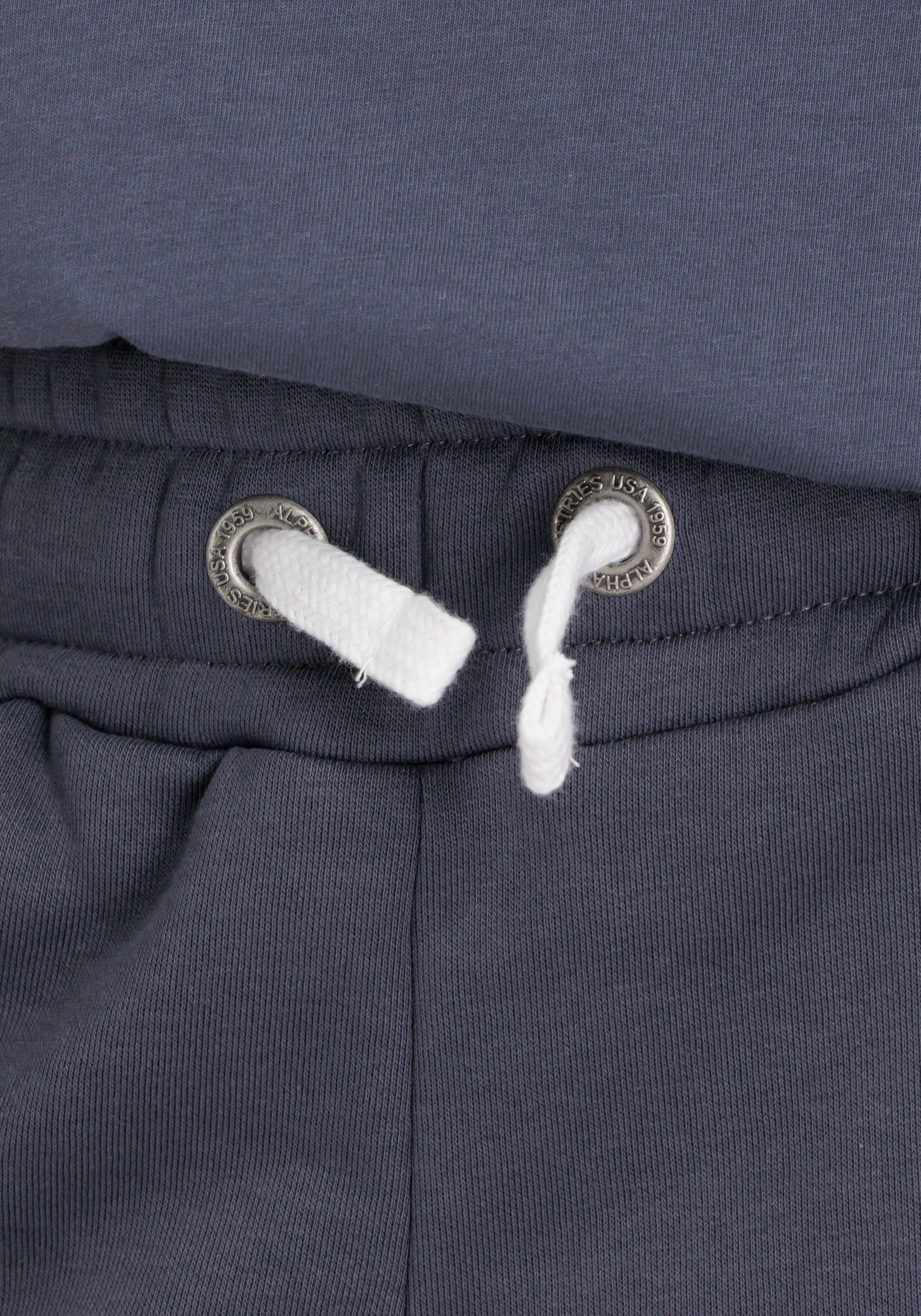 Alpha Industries Sweatshorts »Alpha Industries Men - Shorts Unisex EMB Short«