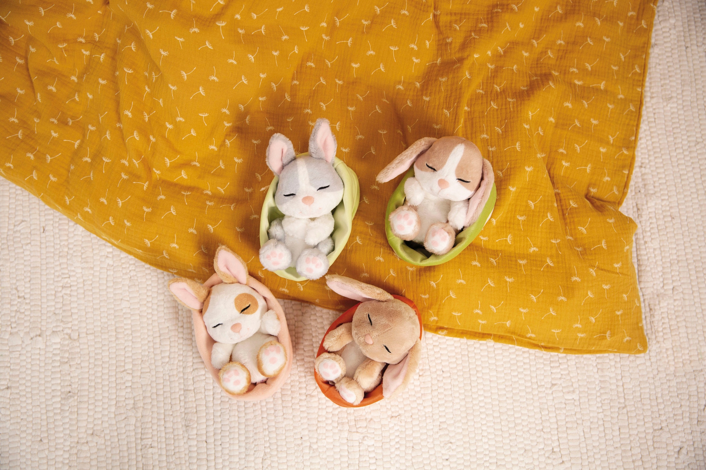 Nici Kuscheltier »Sleeping Pets, Hase grau/weiß, 12 cm«, im Körbchen