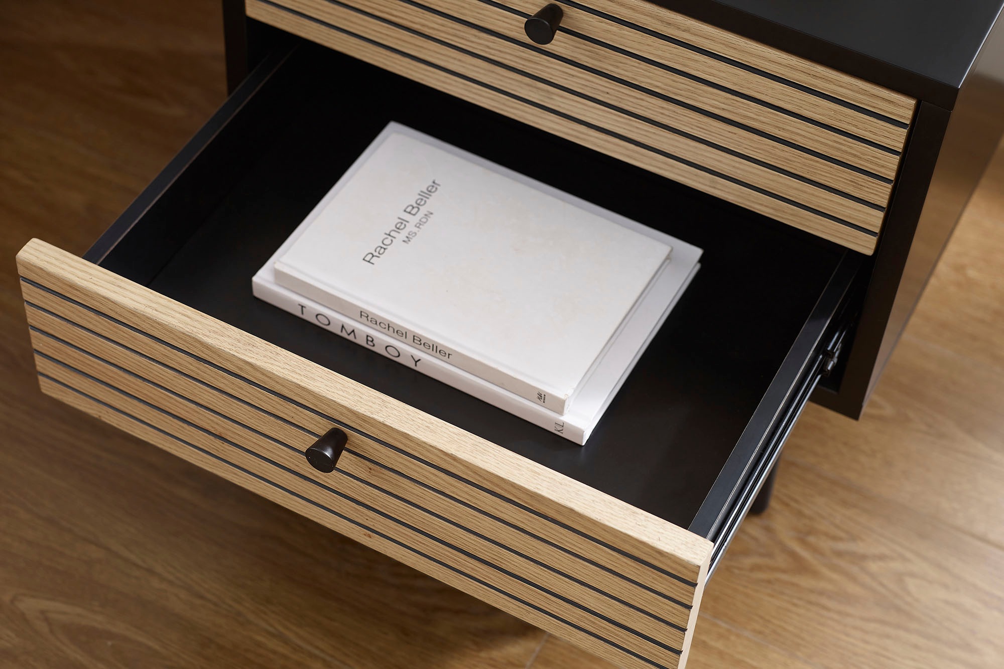 SalesFever Nachtkommode, im Scandi Design