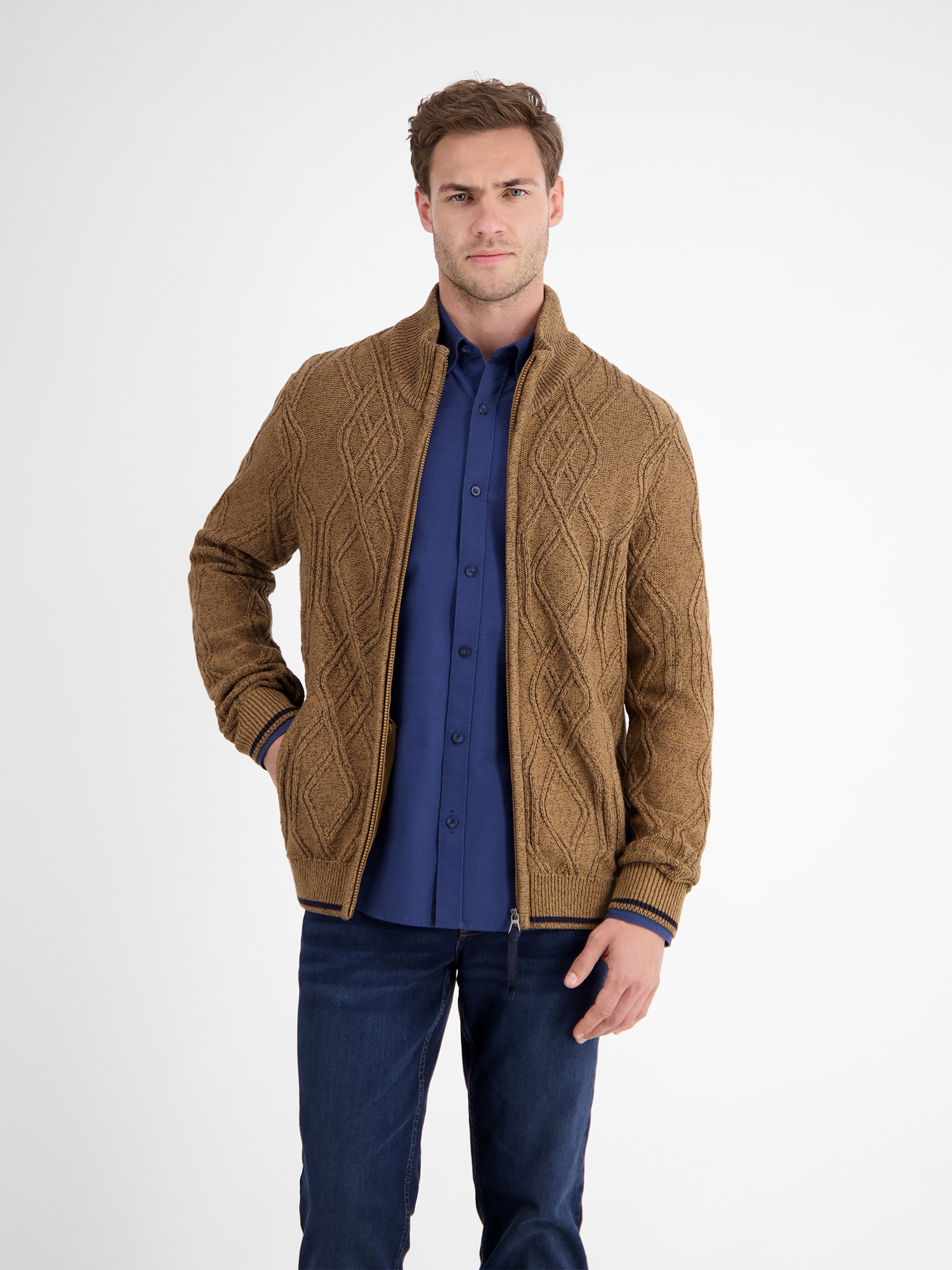 LERROS Strickjacke »LERROS Herren-Strickjacke mit Zopfmuster«
