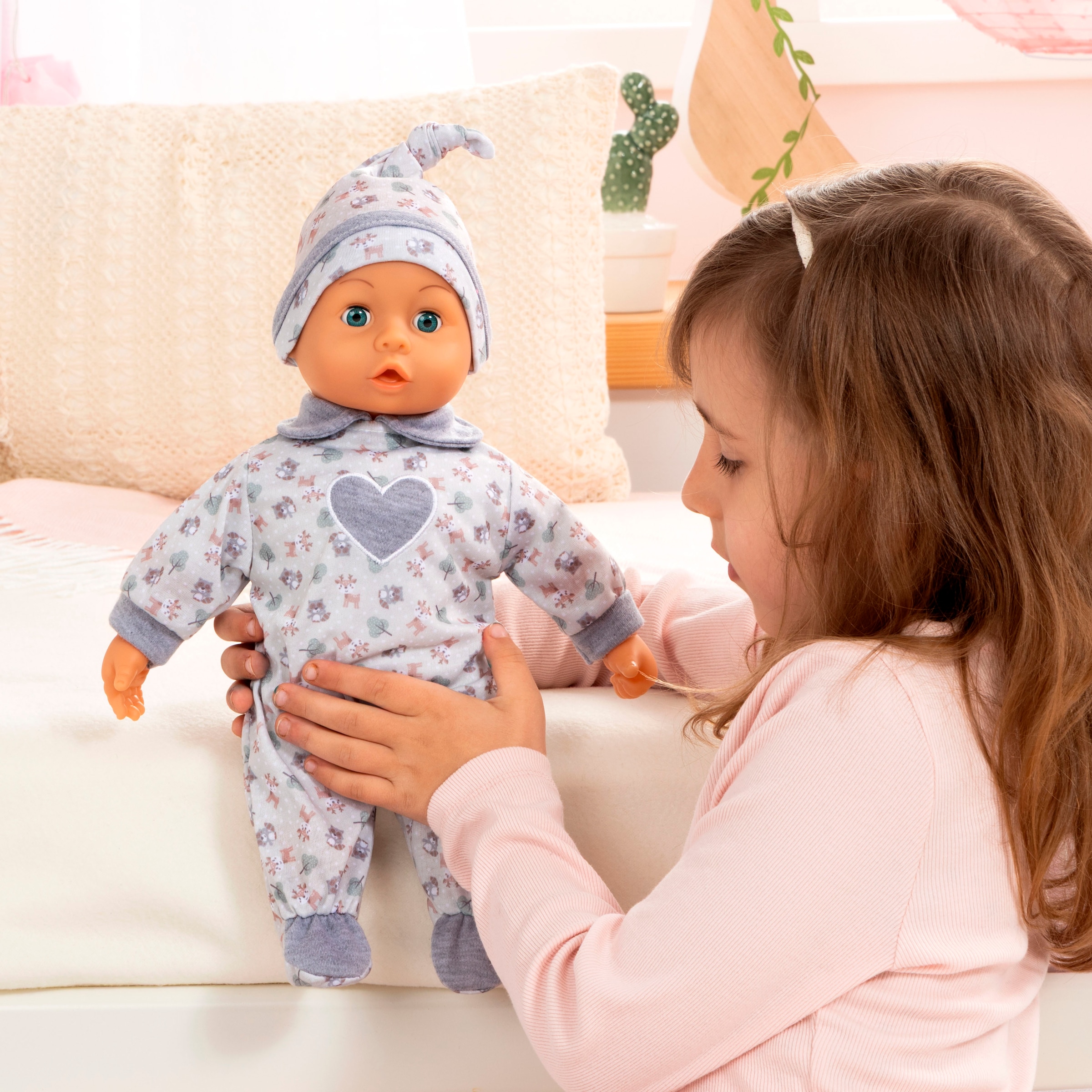 Bayer Babypuppe »First Words Baby, 38 cm, grau« mit Schlafaugen und Babygeräuschen
