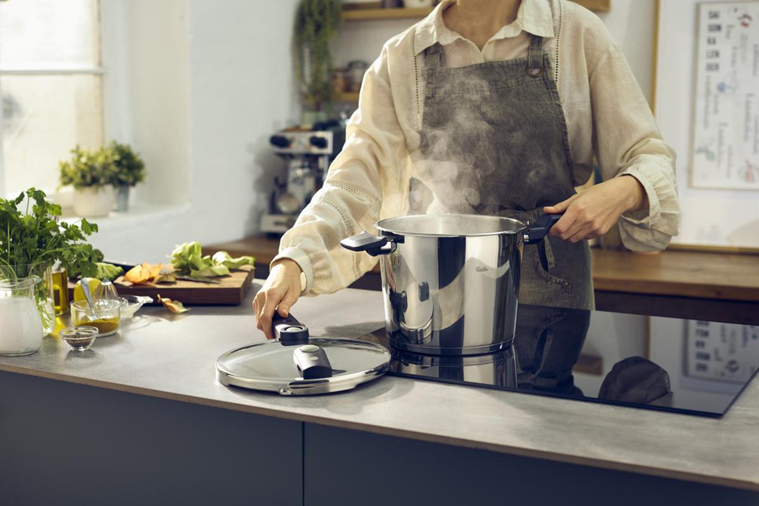 Fissler Schnellkochtopf »Vitaquick®Elemental Dampfkochtopf Premium Drucktopf« Set, 2 Schnellkochtöpfe jeweils mit Glasdeckel, 4 tlg. Edelstahl 18/10