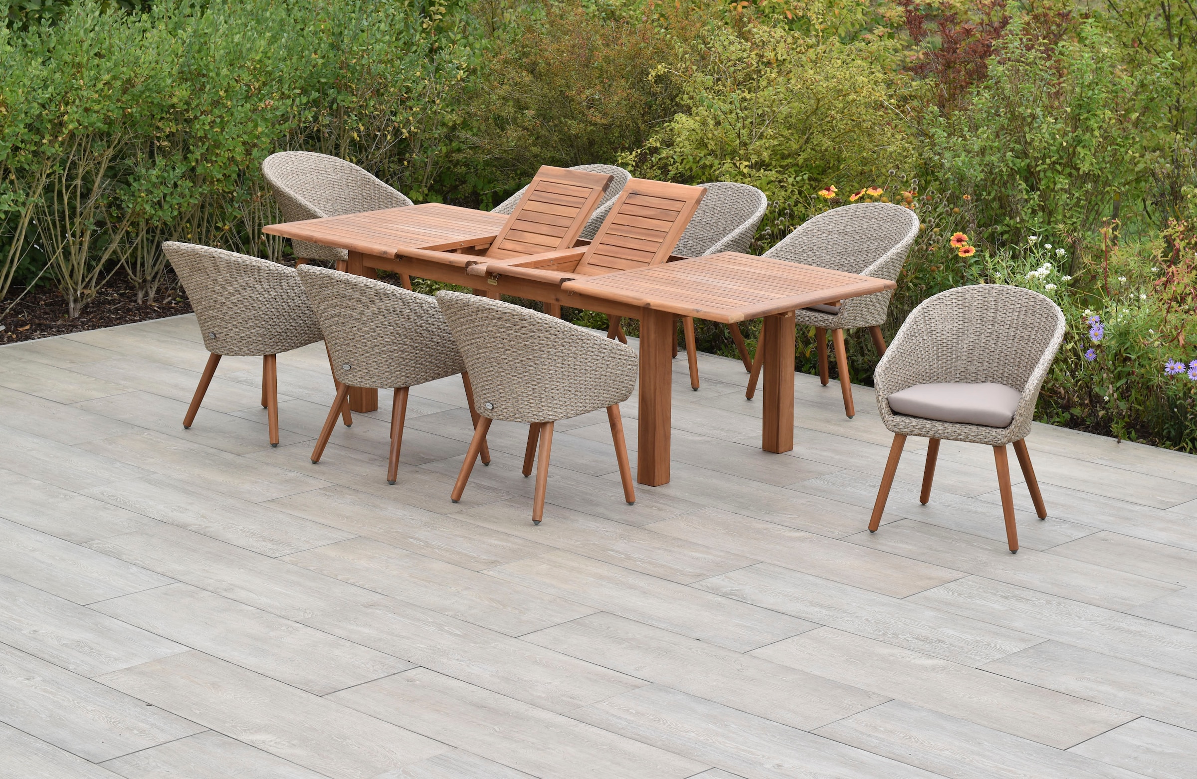 MERXX Garten-Essgruppe »»Arrone«« Set, Tisch doppelt ausziehbar: 100x 180/220/260x 75 cm, 9 Stk. tlg. Sesselbeine aus Akazienholz, Beine 9x9 cm, Tischplatte 3 cm