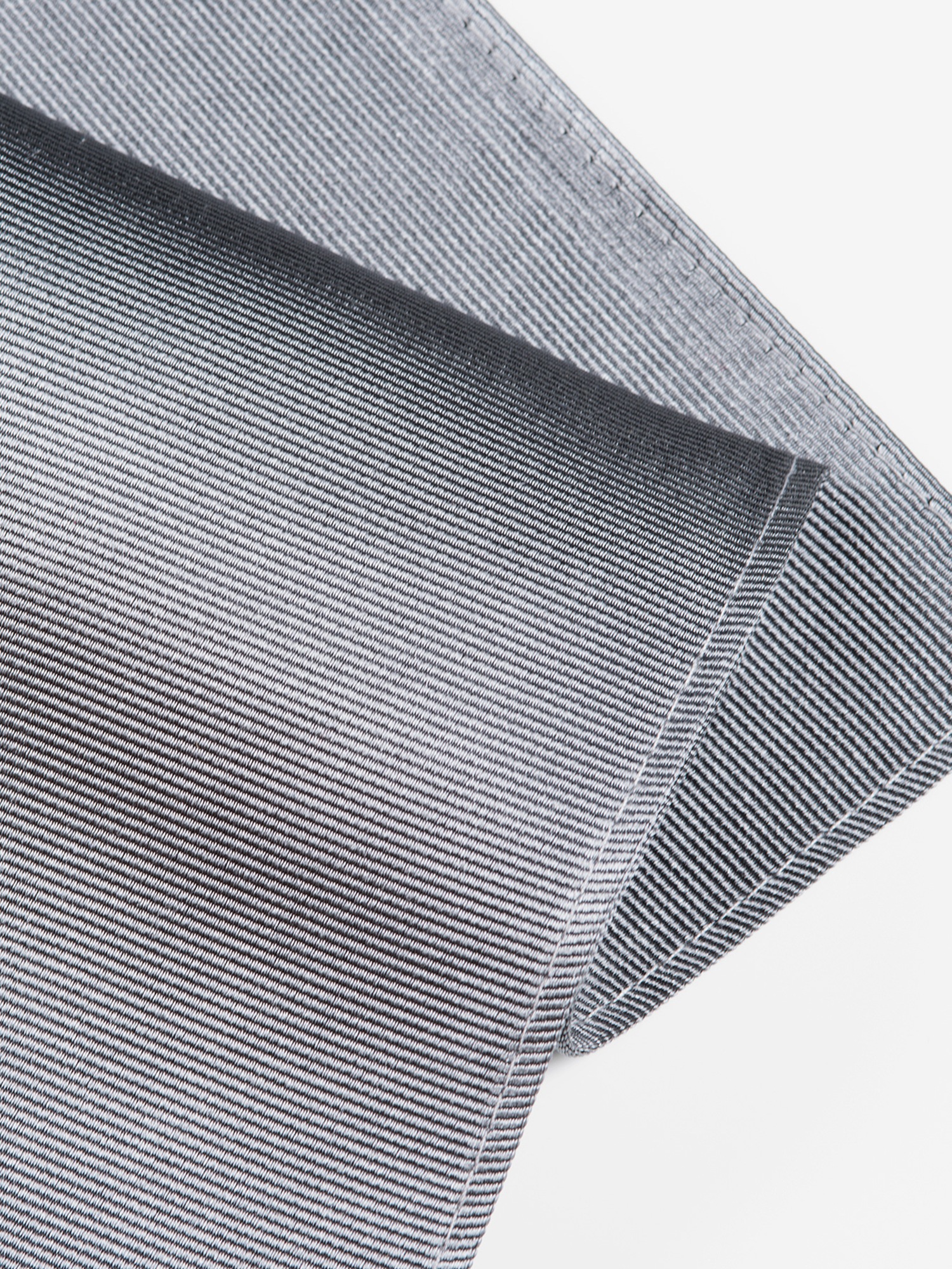MONTI Einstecktuch »RENZO«, aus reiner Seide mit eleganter Twill-Struktur – 30 x 30 cm