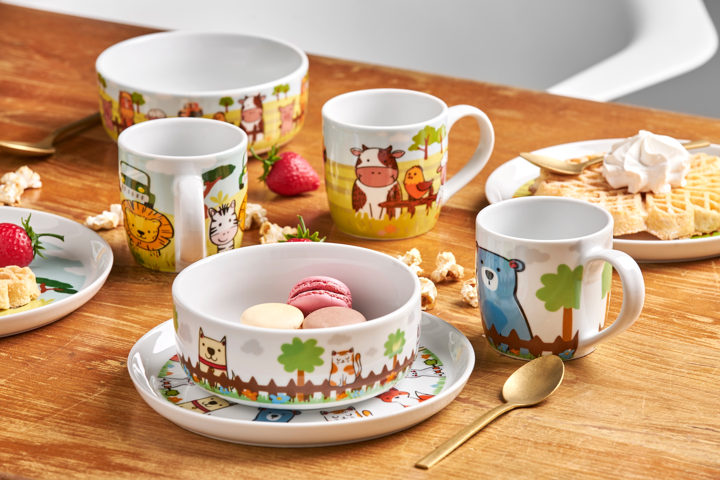 van Well Kindergeschirr-Set »Kinderset Fuchs und Freunde, 3-teilig, Geschirr-Set, Service« mit farbenfrohem Dekor, spülmaschinen- und mikrowellengeeignet