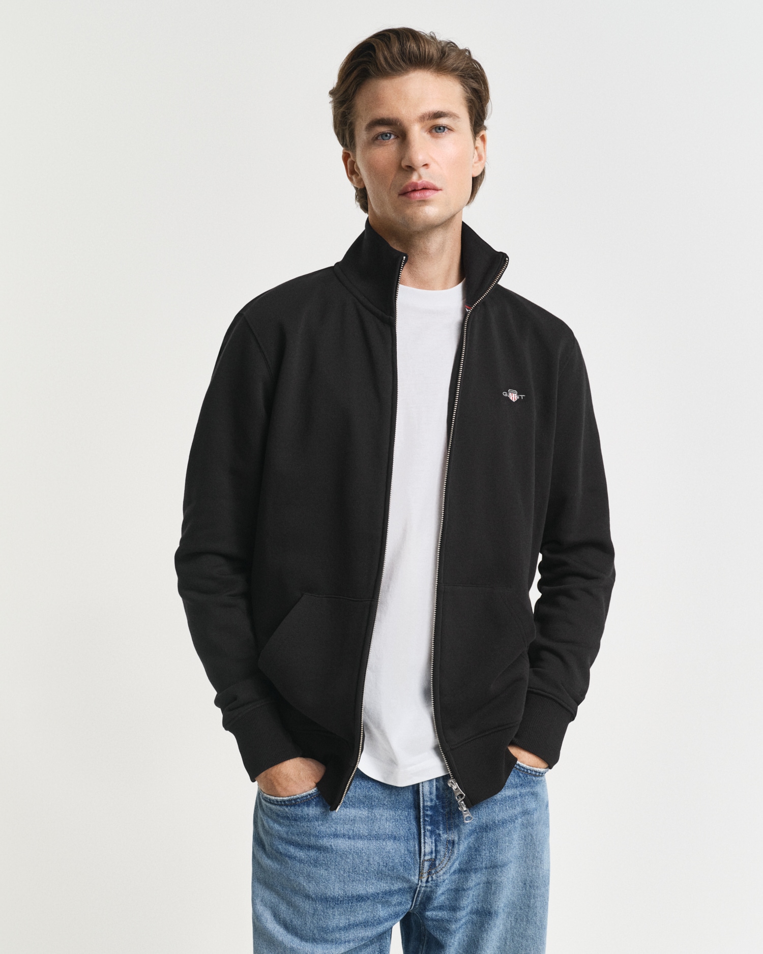 Gant Sweatjacke »REG SHIELD FULL ZIP SWEAT« mit Logostickerei auf der Brust