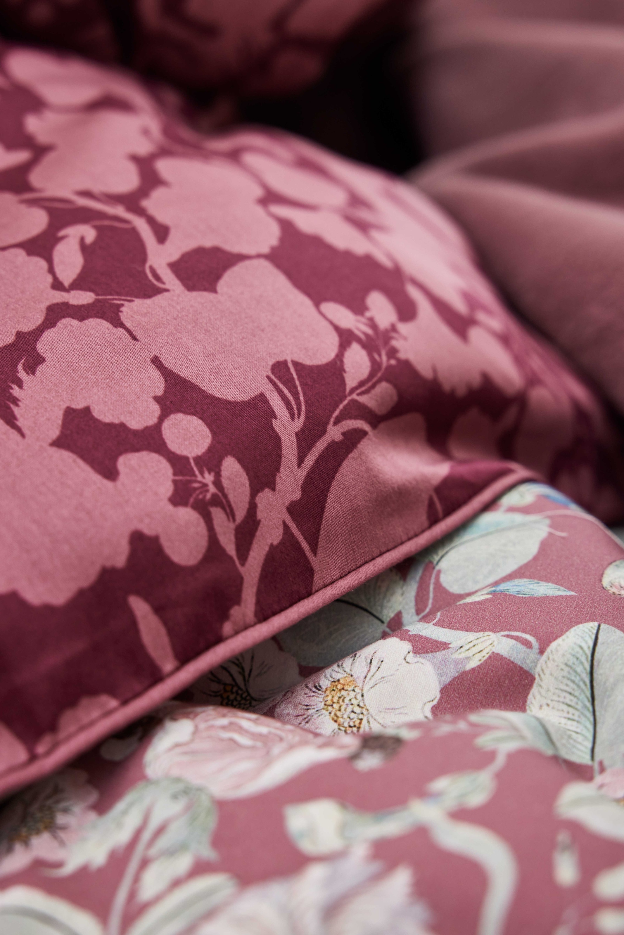 Essenza Wendebettwäsche »Aleste, 100% Bio-Baumwollsatin« 2 Stk. tlg.