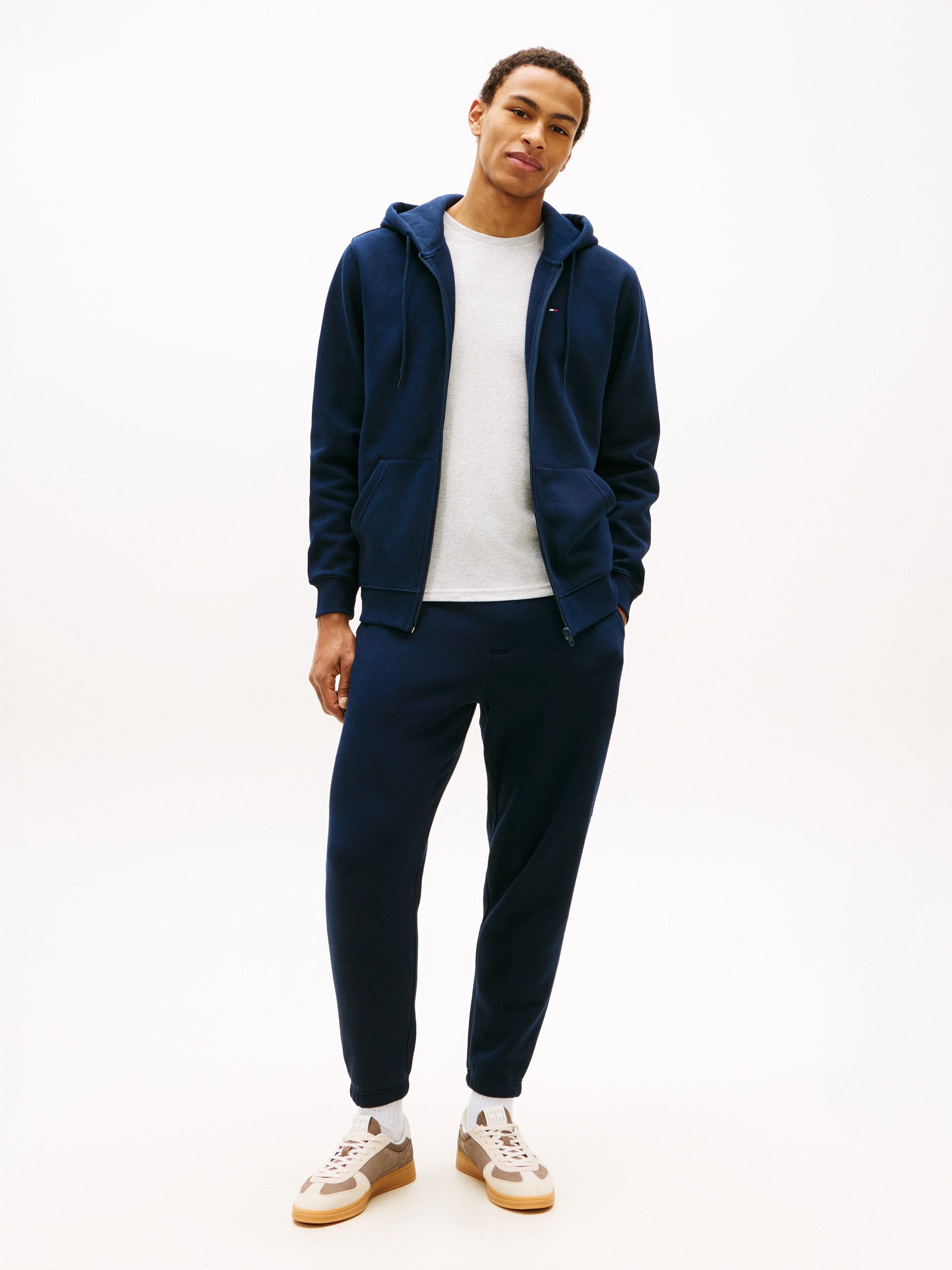 Tommy Jeans Jogginganzug »TJM REGULAR FLAG« 2 Sweatjacke und Sweathose, normale Passform