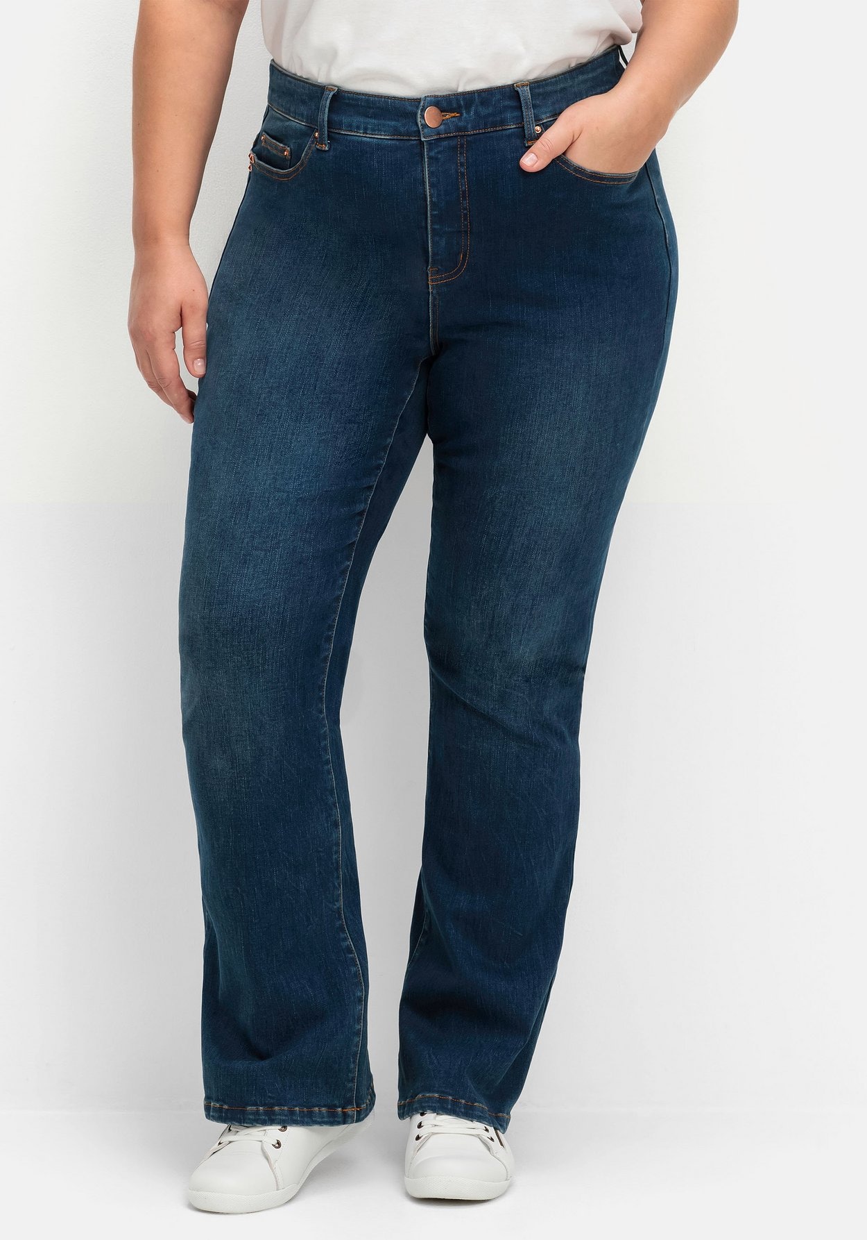 Sheego Bootcut-Jeans »Bootcut Stretch-Jeans mit Bodyforming-Effekt mit Bodyforming-Effekt«