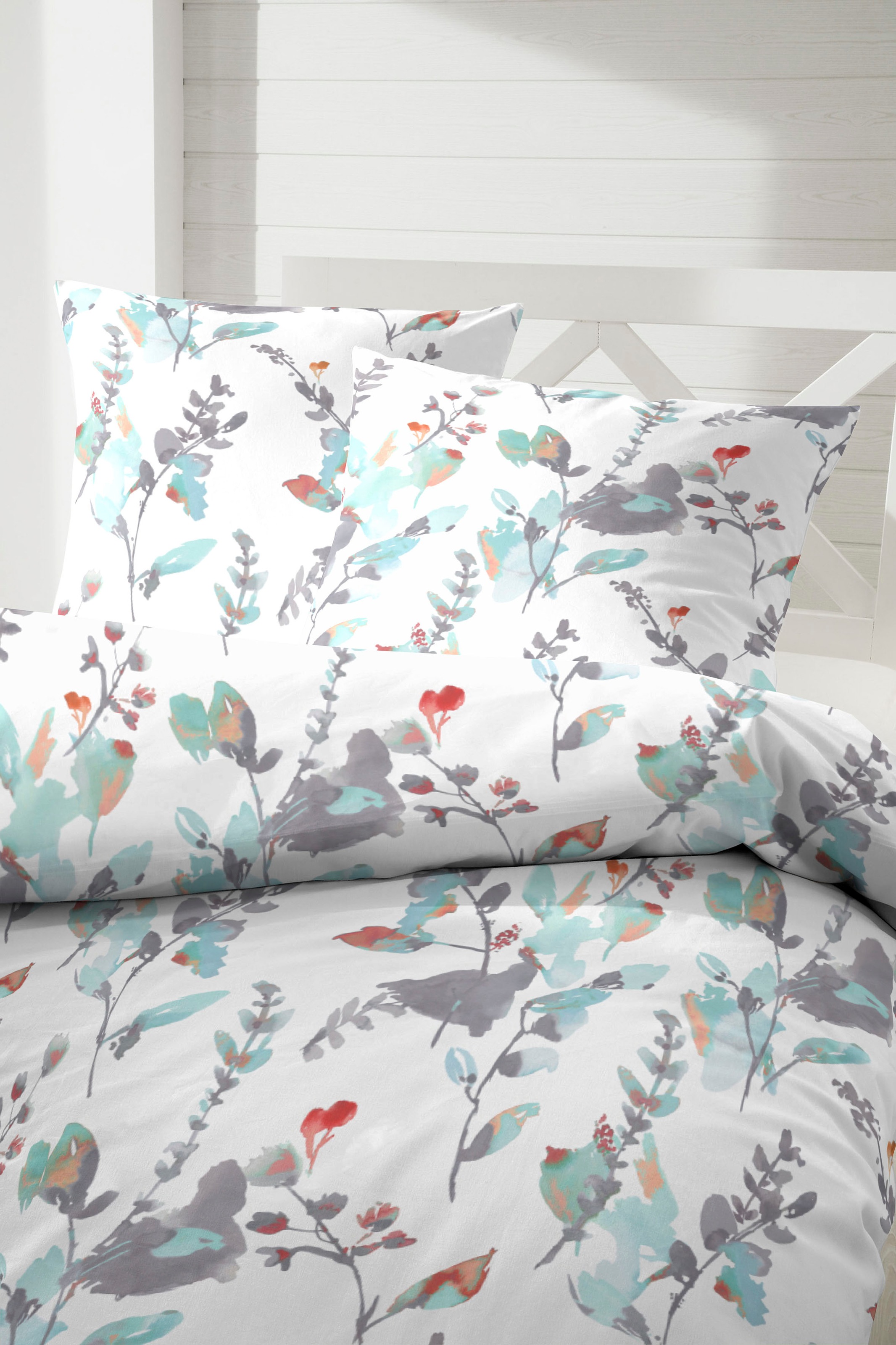 Primera Bettwäsche »Windspiel« 2 Stk. tlg. mit frischen Blumenranken