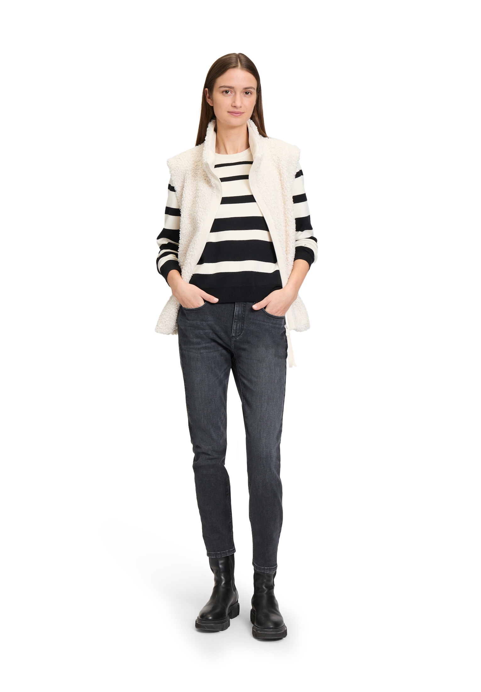 Betty&Co Relaxhose »Basic-Jeans mit Waschung«