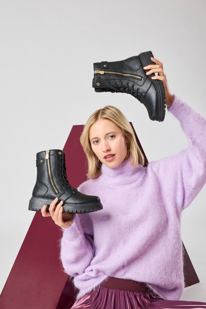 Rieker Winterstiefelette  Schnürboots, Schnürstiefelette, Blockabsatz, mit markanter Profilsohle
