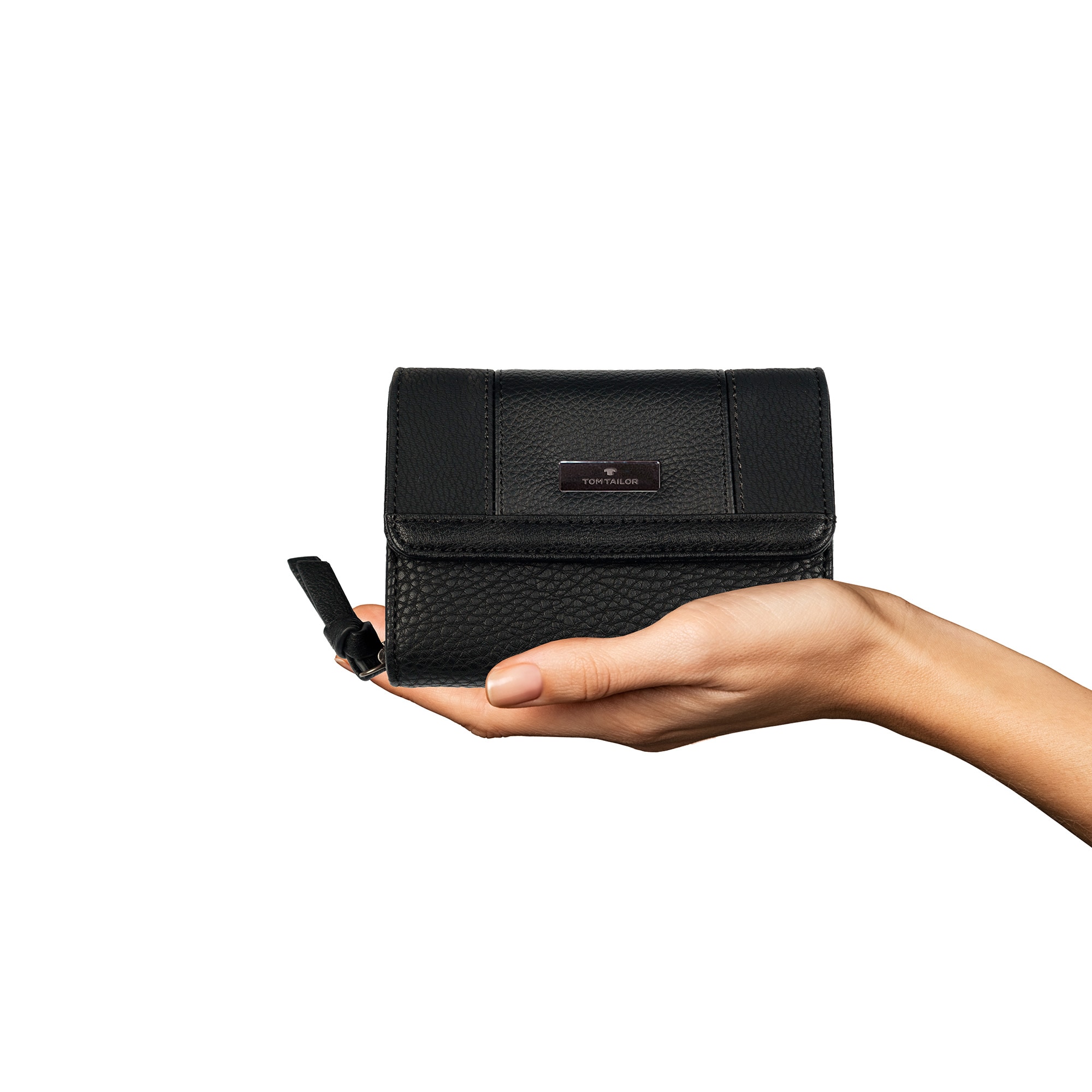 TOM TAILOR Geldbörse »Juna« aus soft genarbtem ledrigen Material mit glänzenden Metall-Accessoires