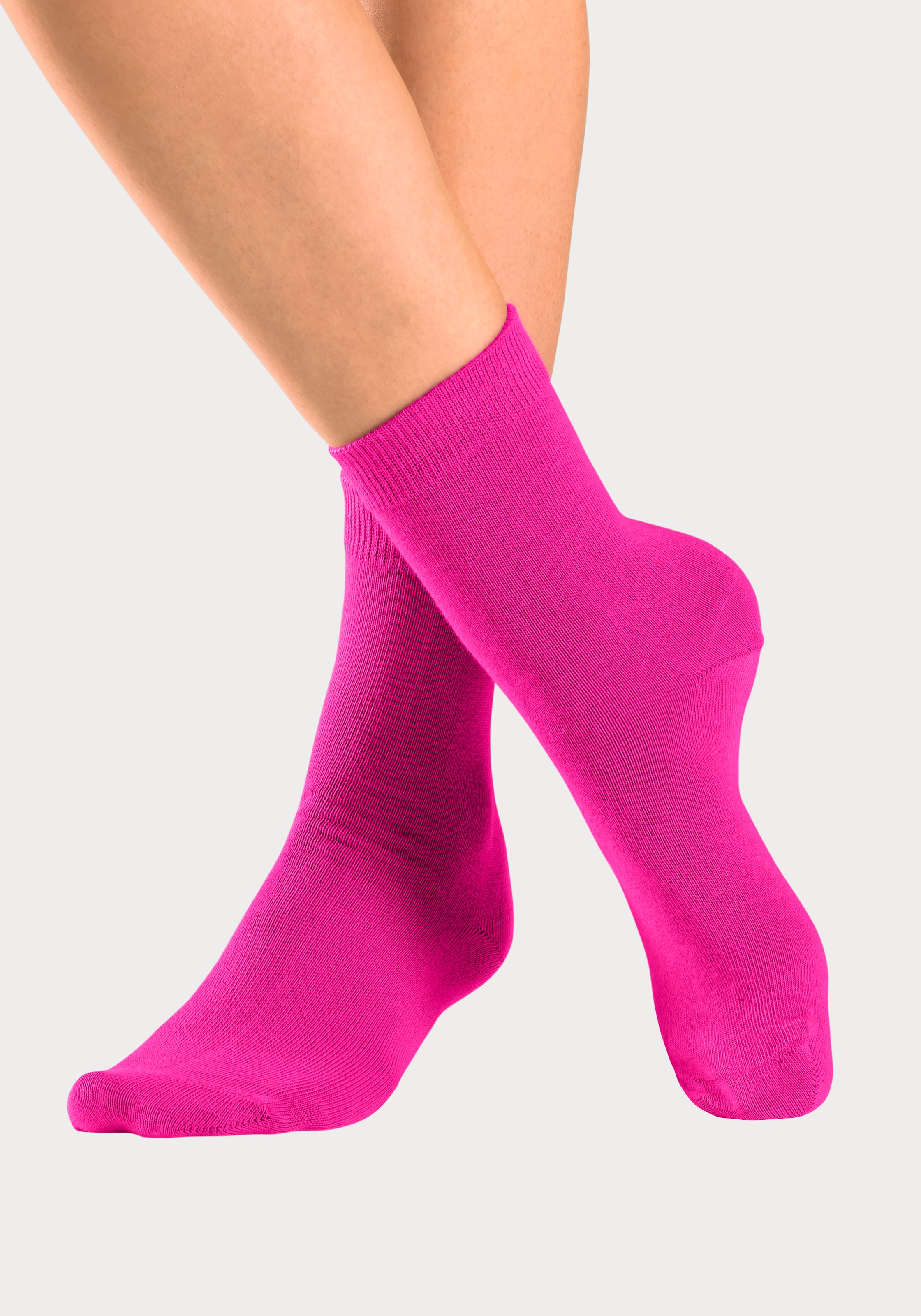 LASCANA Basicsocken, (Box, 7 Paar), in Geschenkbox für den Valentinstag