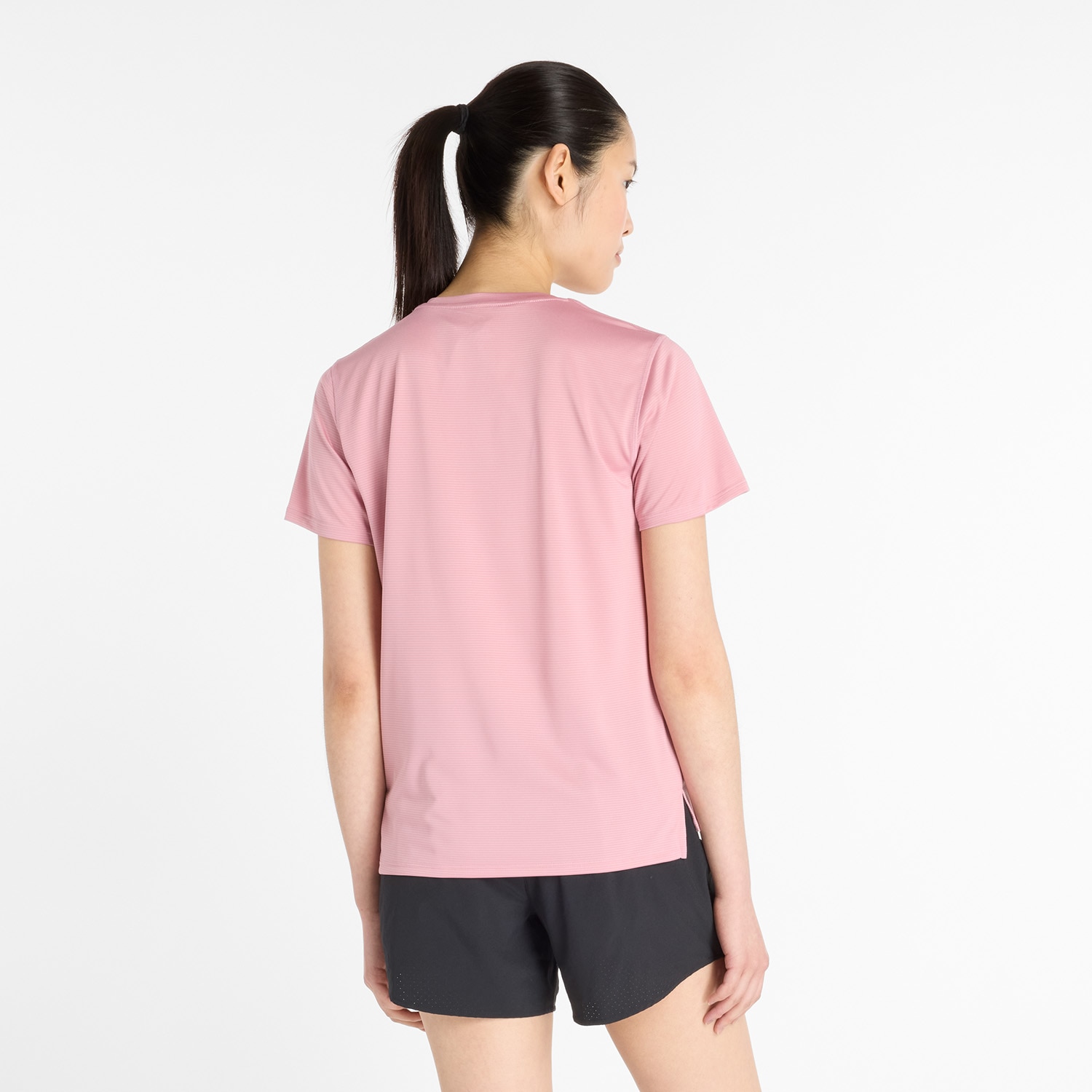 New Balance Laufshirt »Sport Essentials T-Shirt«, mit Markenlogo