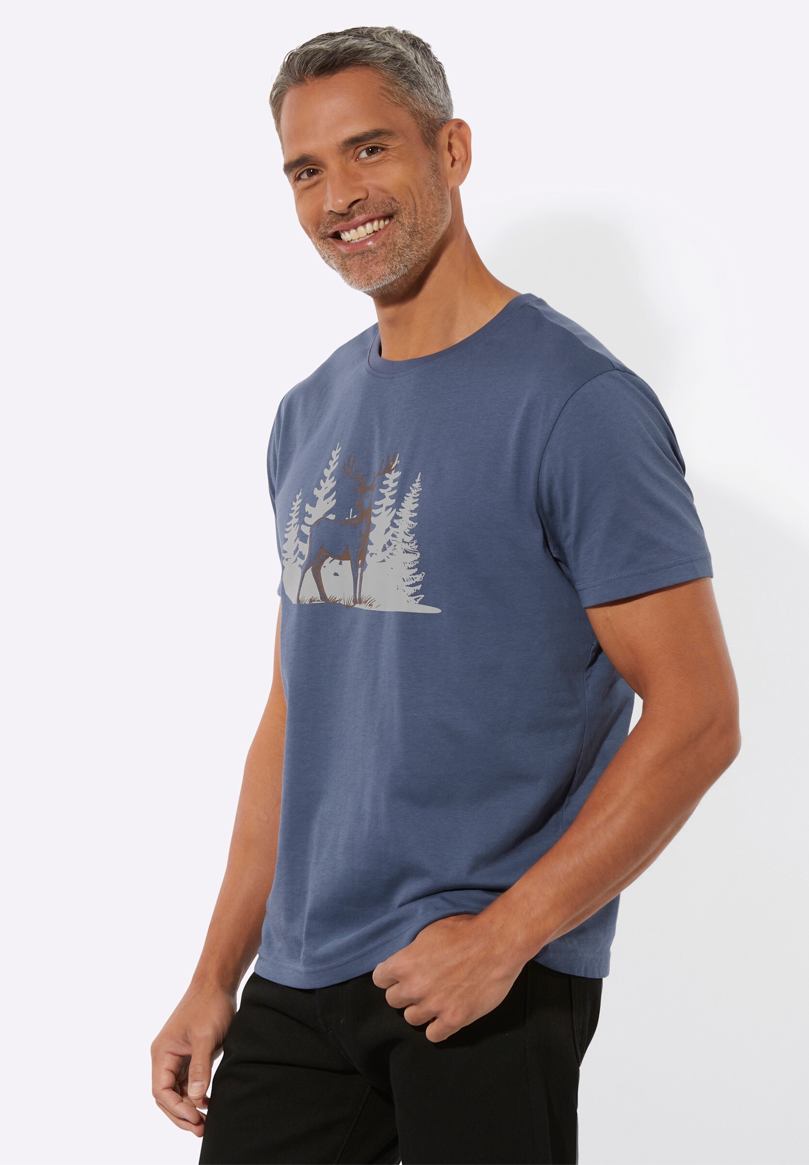 Sieh an! Trachtenshirt »Shirt Kurzarmshirt mit platziertem Hirsch-Druck«