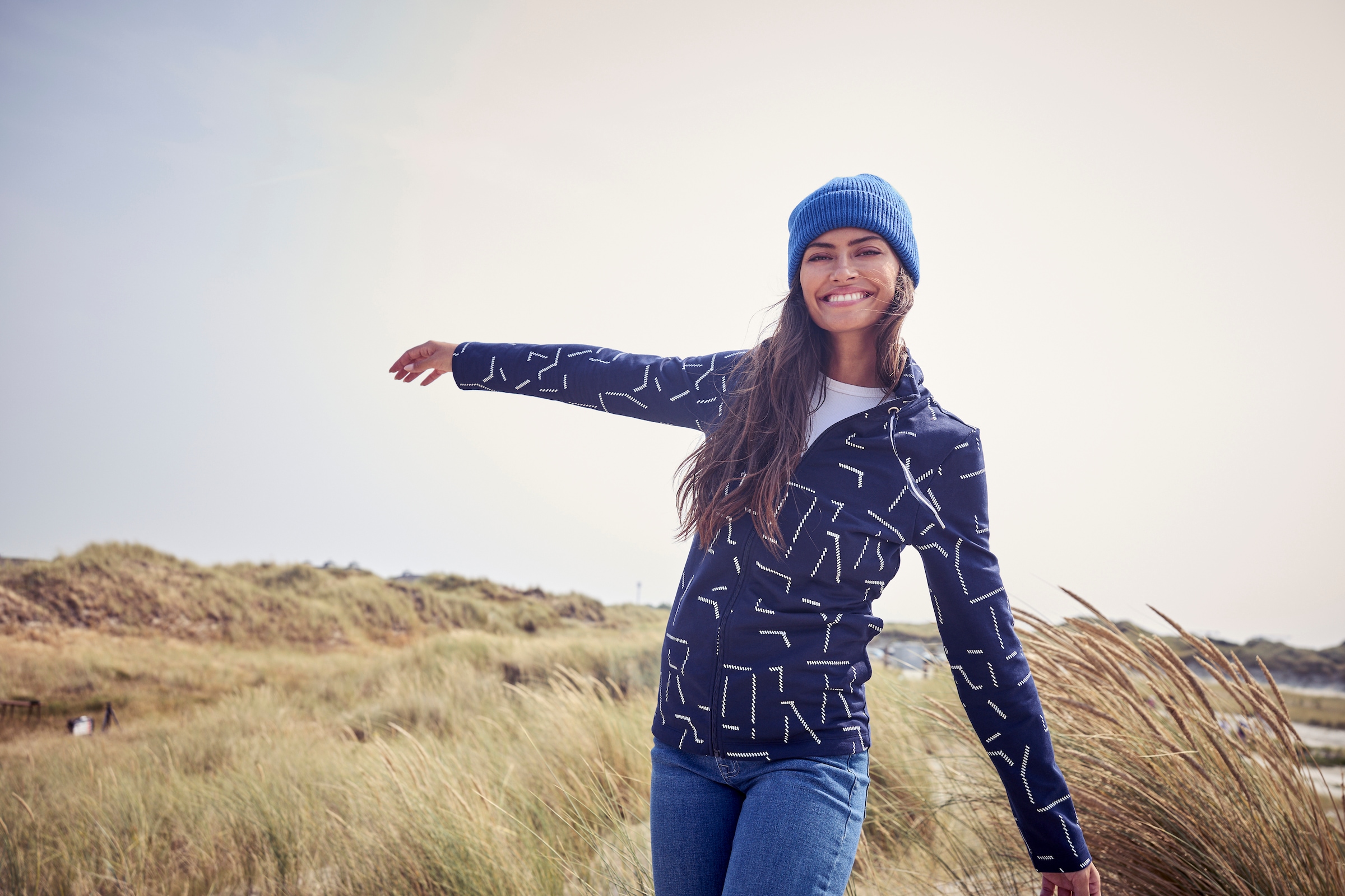 DELMAO Sweatjacke, mit Allover-Print - NEUE KOLLEKTiON