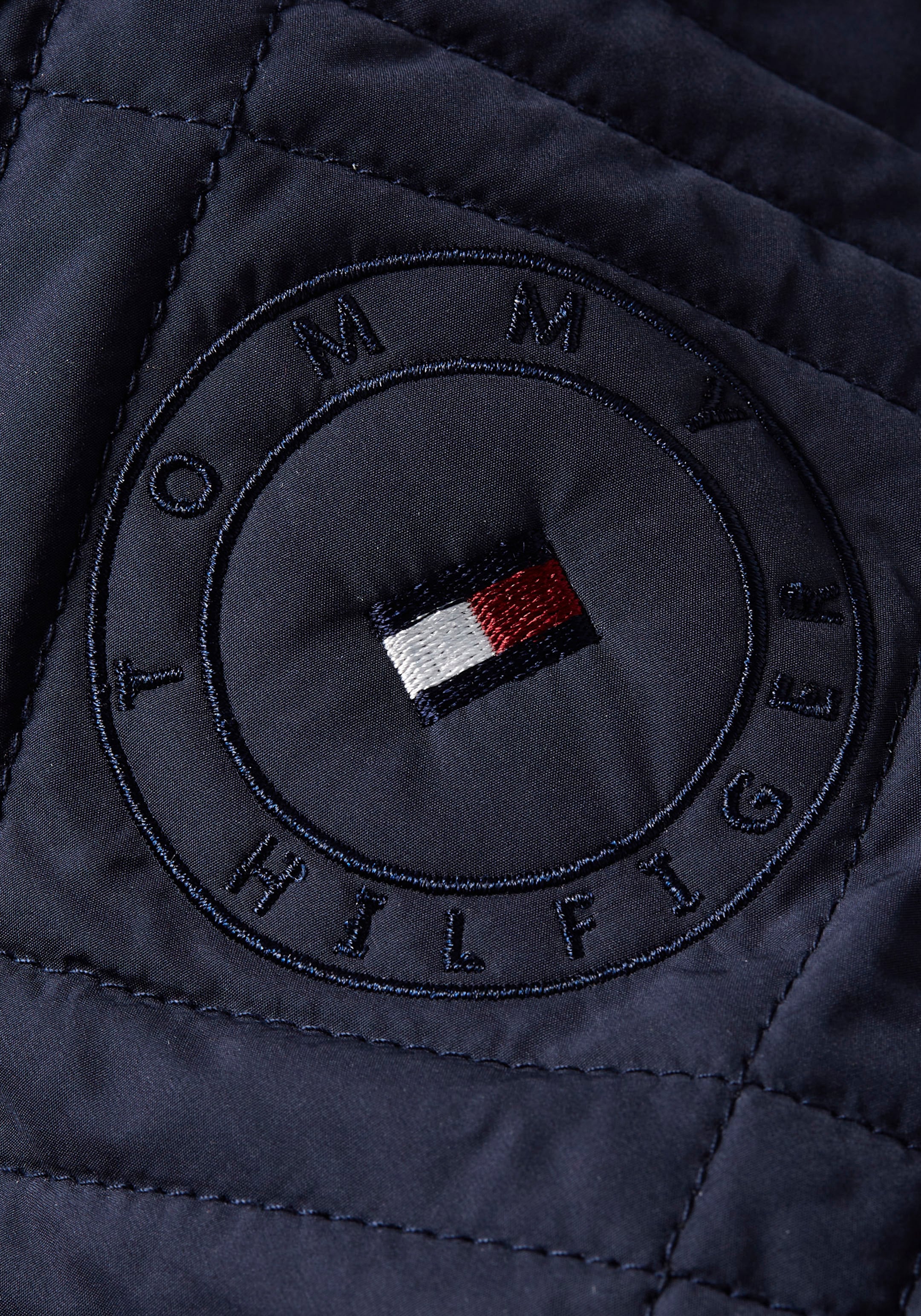 Tommy Hilfiger Steppjacke, mit Kapuze, mit Markenlabel