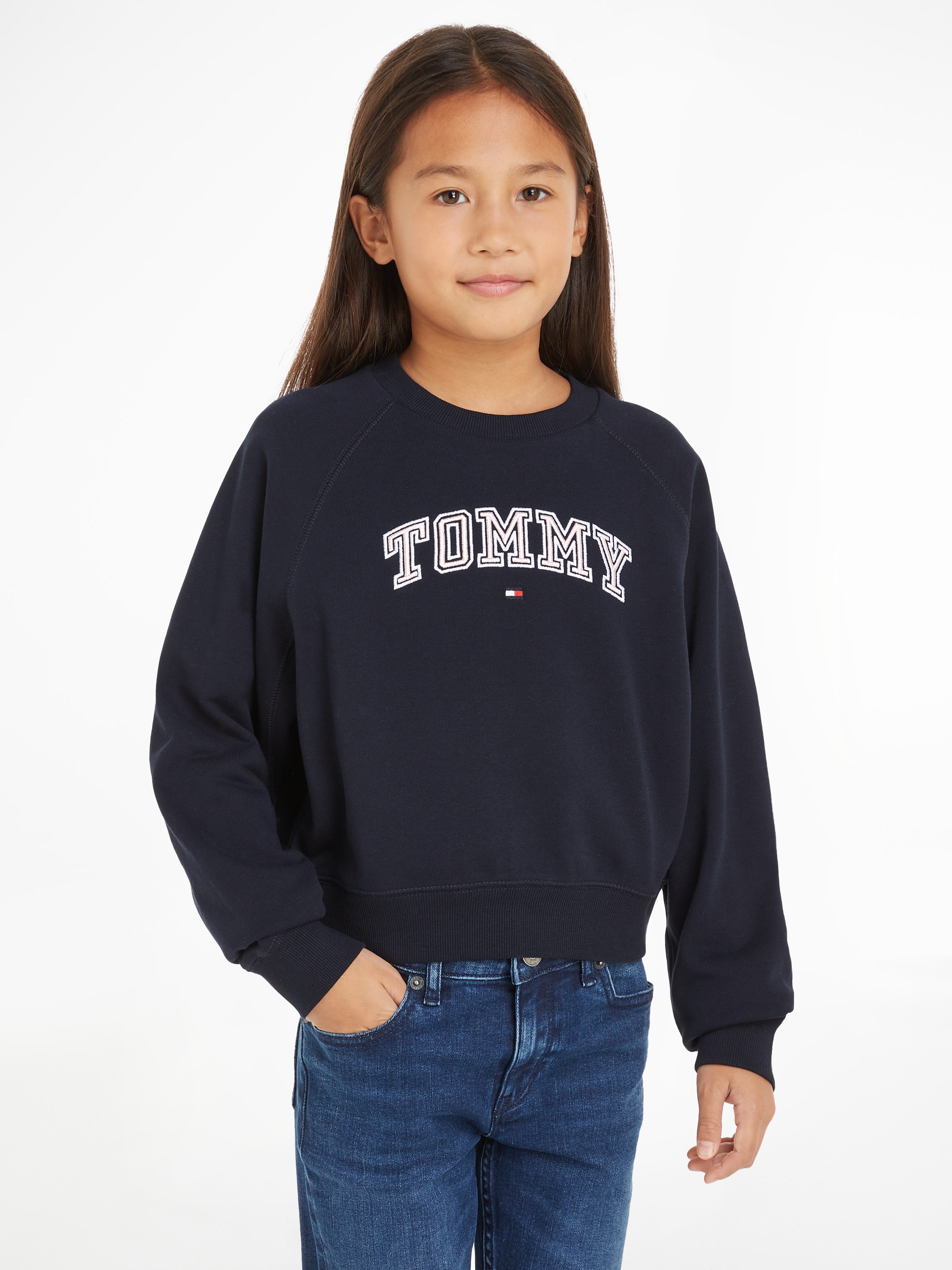 Sweatshirt »VARSITY EMBROIDERED CREWNECK«, Kinder bis 16 Jahre mit Logostickerei